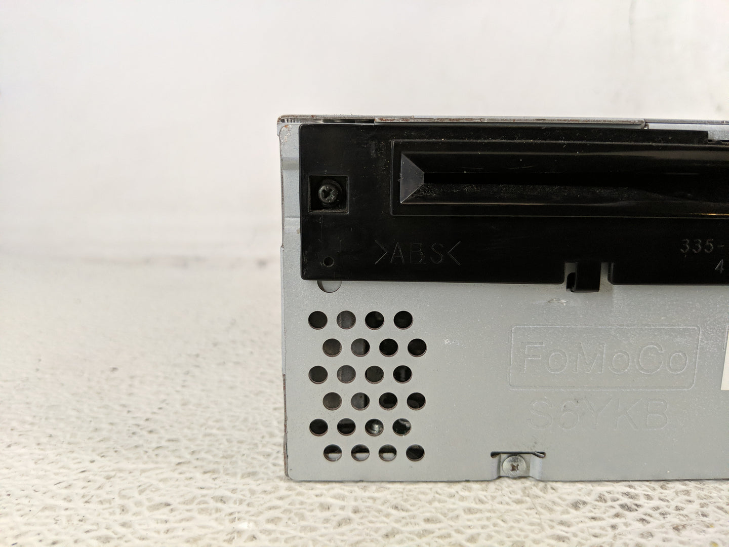 2013-2015 Ford Explorer Radio AM FM Cd Player Receiver Replacement Fits Fits 2013 2014 2015 OEM Used Auto Parts - Oemusedaut