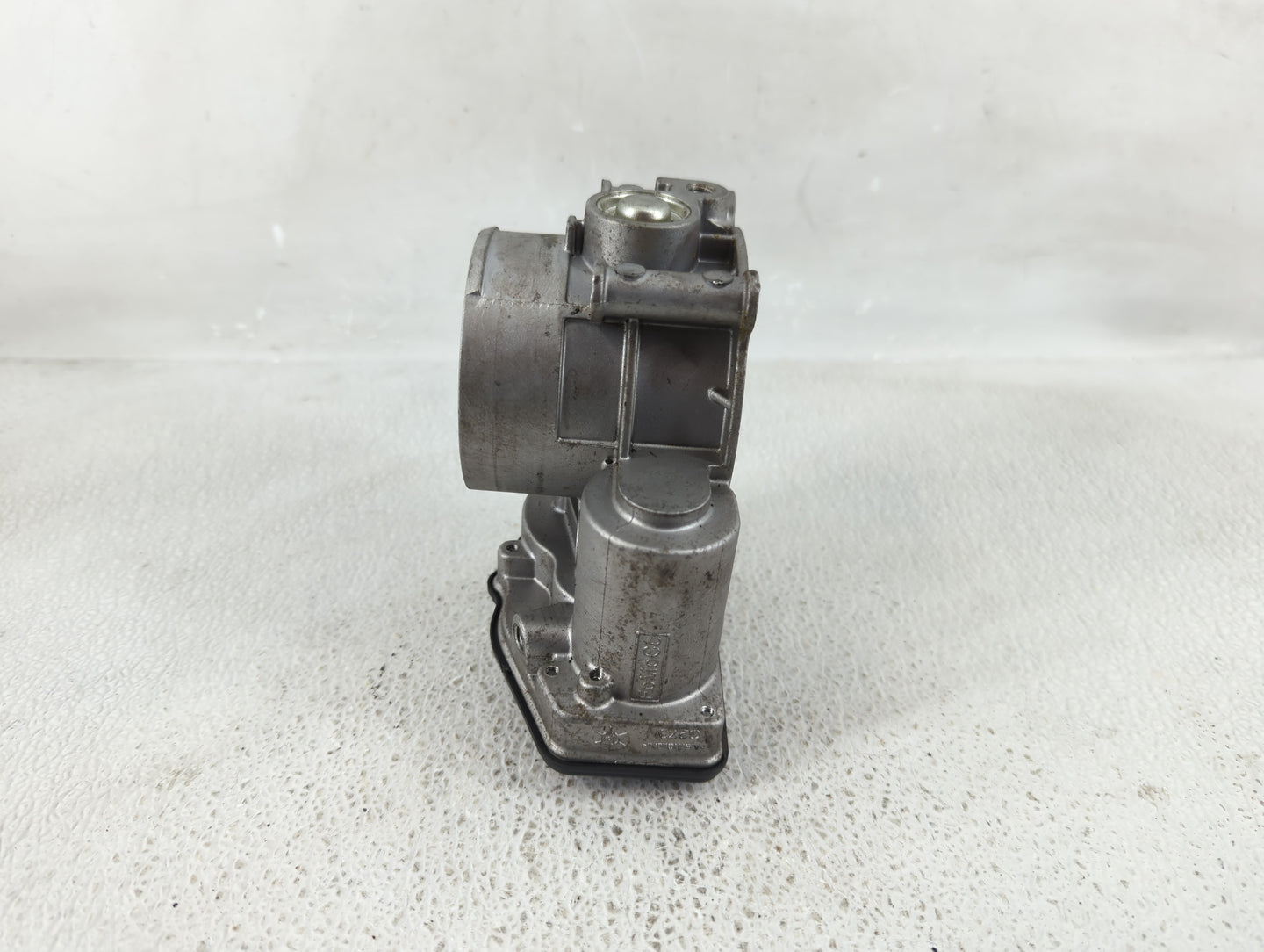 2011-2019 Ford Explorer Throttle Body P/N:121364002160 Fits Fits 2011 2012 2013 2014 2015 2016 2017 2018 2019 OEM Used Auto 