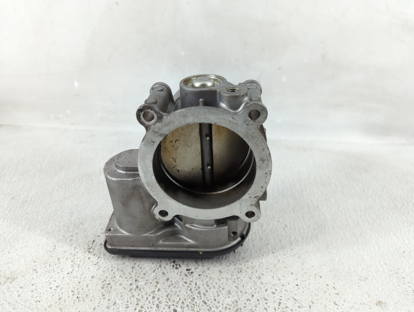 2011-2019 Ford Explorer Throttle Body P/N:121364002160 Fits Fits 2011 2012 2013 2014 2015 2016 2017 2018 2019 OEM Used Auto 