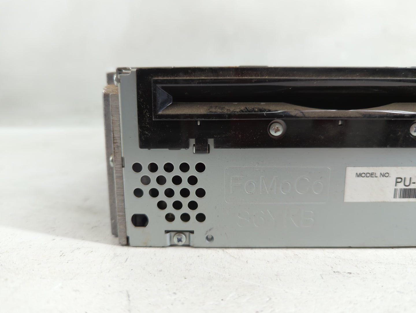 2013 Ford Explorer Radio AM FM Cd Player Receiver Replacement P/N:DB5T-19C107-DE Fits OEM Used Auto Parts - Oemusedautoparts