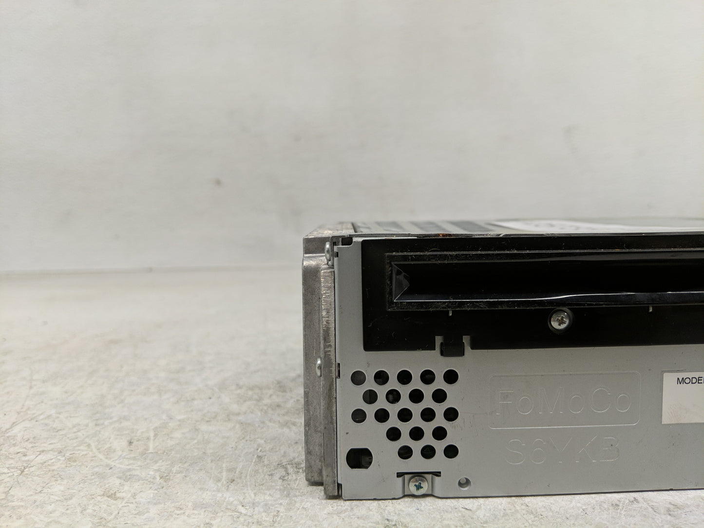 2013 Ford Explorer Radio AM FM Cd Player Receiver Replacement P/N:DB5T-19C107-DE Fits OEM Used Auto Parts - Oemusedautoparts