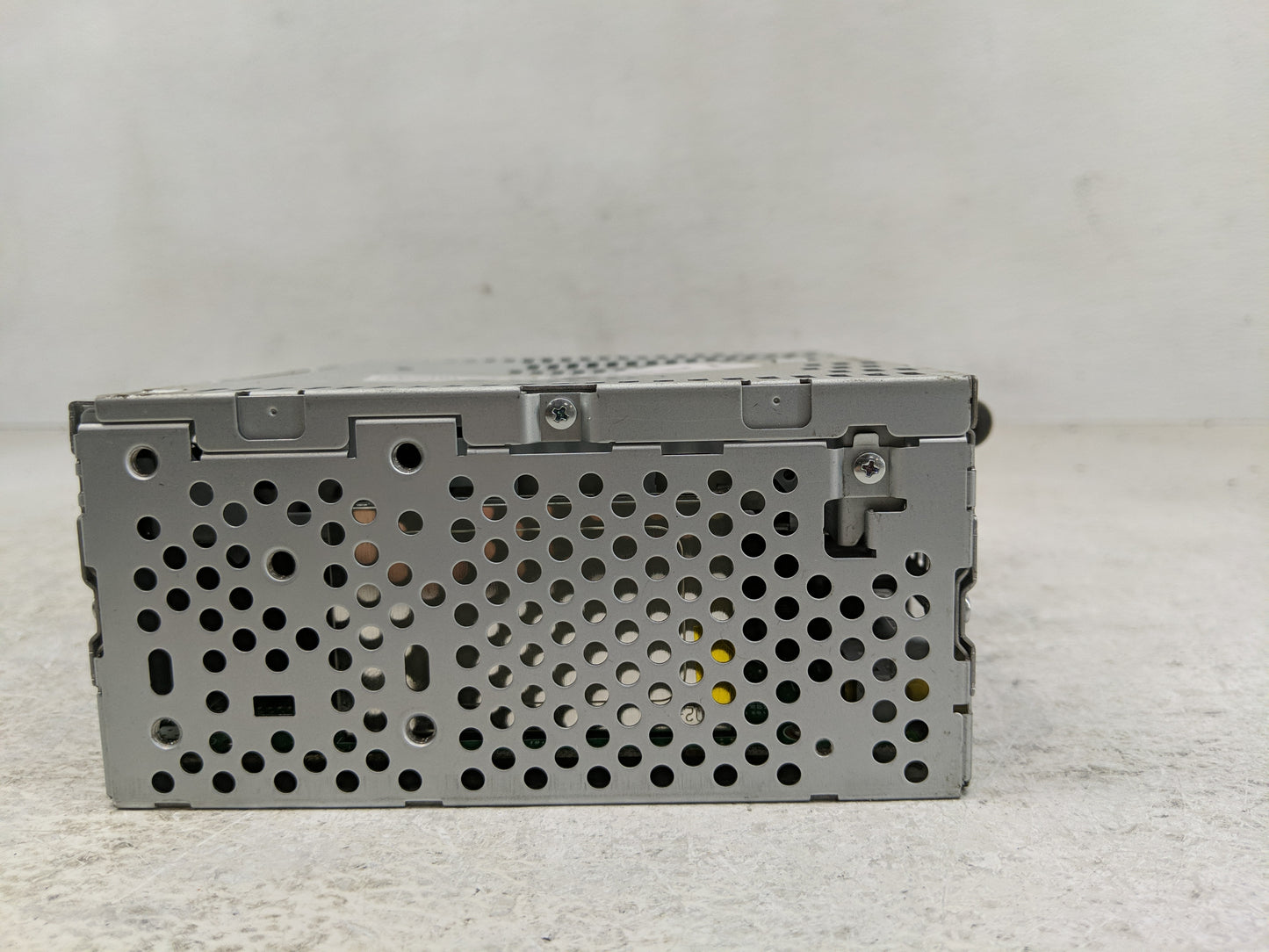 2013 Ford Explorer Radio AM FM Cd Player Receiver Replacement P/N:DB5T-19C107-DE Fits OEM Used Auto Parts - Oemusedautoparts