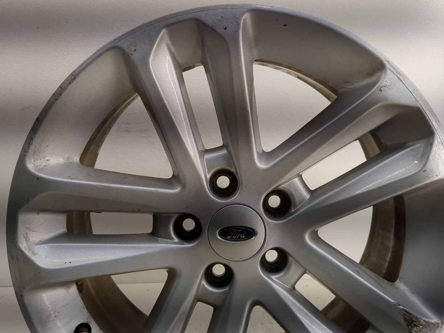 2011-2017 Ford Explorer Oem Wheel Rim - Oemusedautoparts1.com