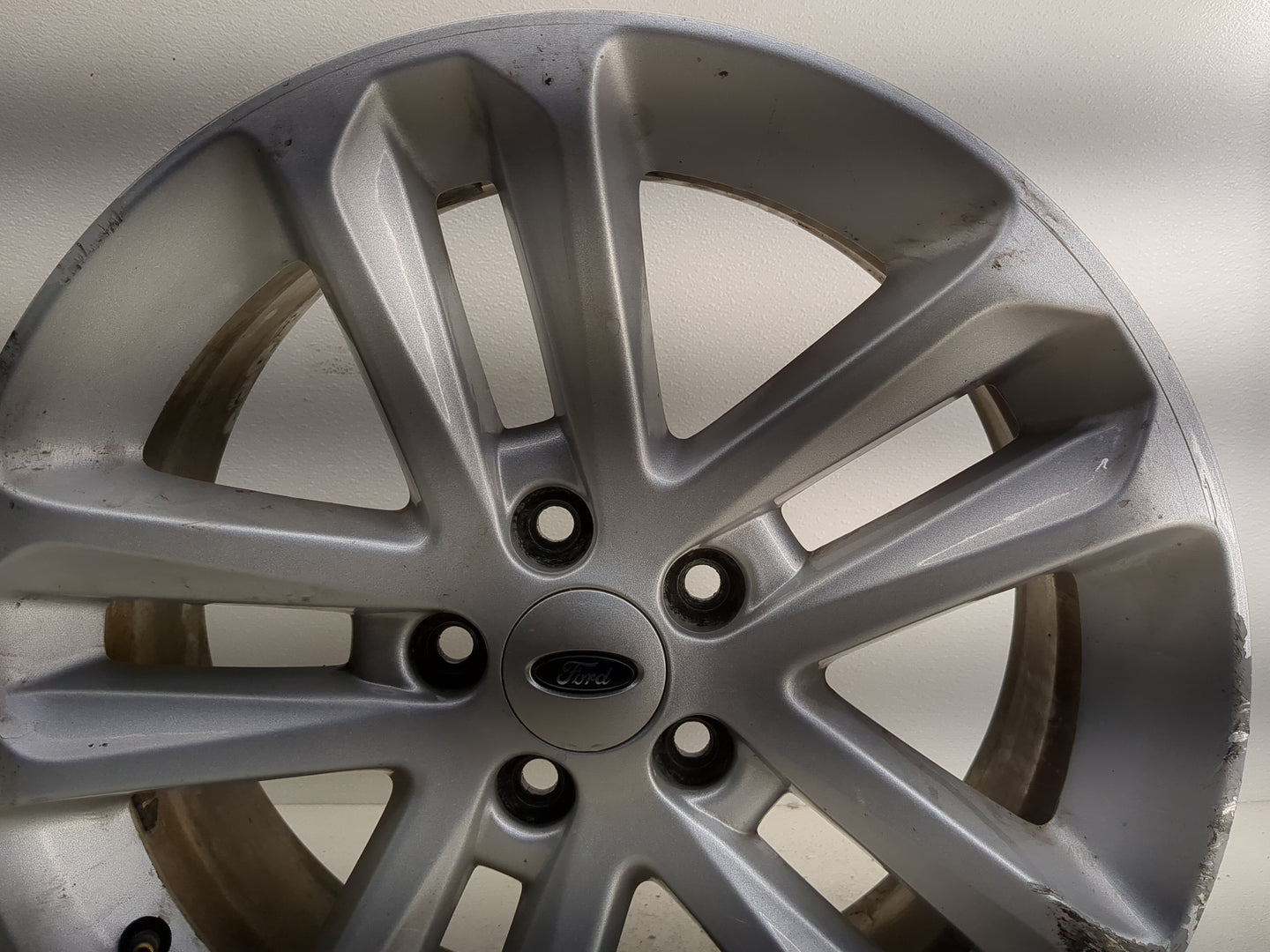 2011-2017 Ford Explorer Oem Wheel Rim - Oemusedautoparts1.com