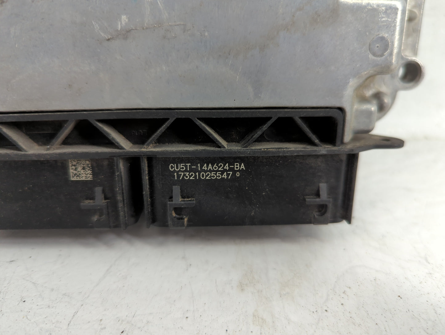 2013-2015 Ford Explorer PCM Engine Control Computer ECU ECM PCU OEM P/N:CU5T-14A624-BA 0 261 S19 074 Fits OEM Used Auto Part