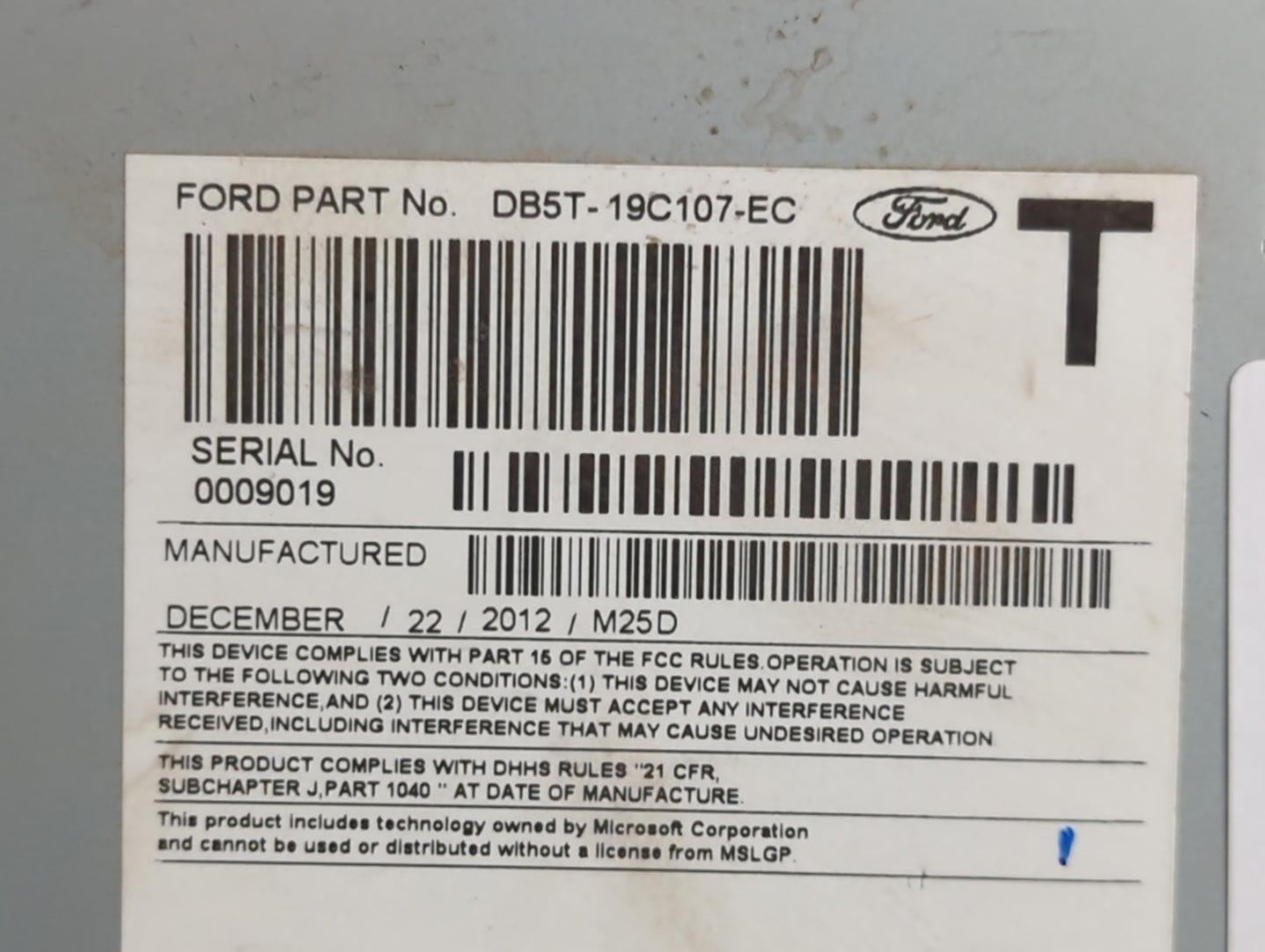 2013-2014 Ford Explorer Radio AM FM Cd Player Receiver Replacement P/N:DB5T-19C107-EC Fits Fits 2013 2014 OEM Used Auto Part