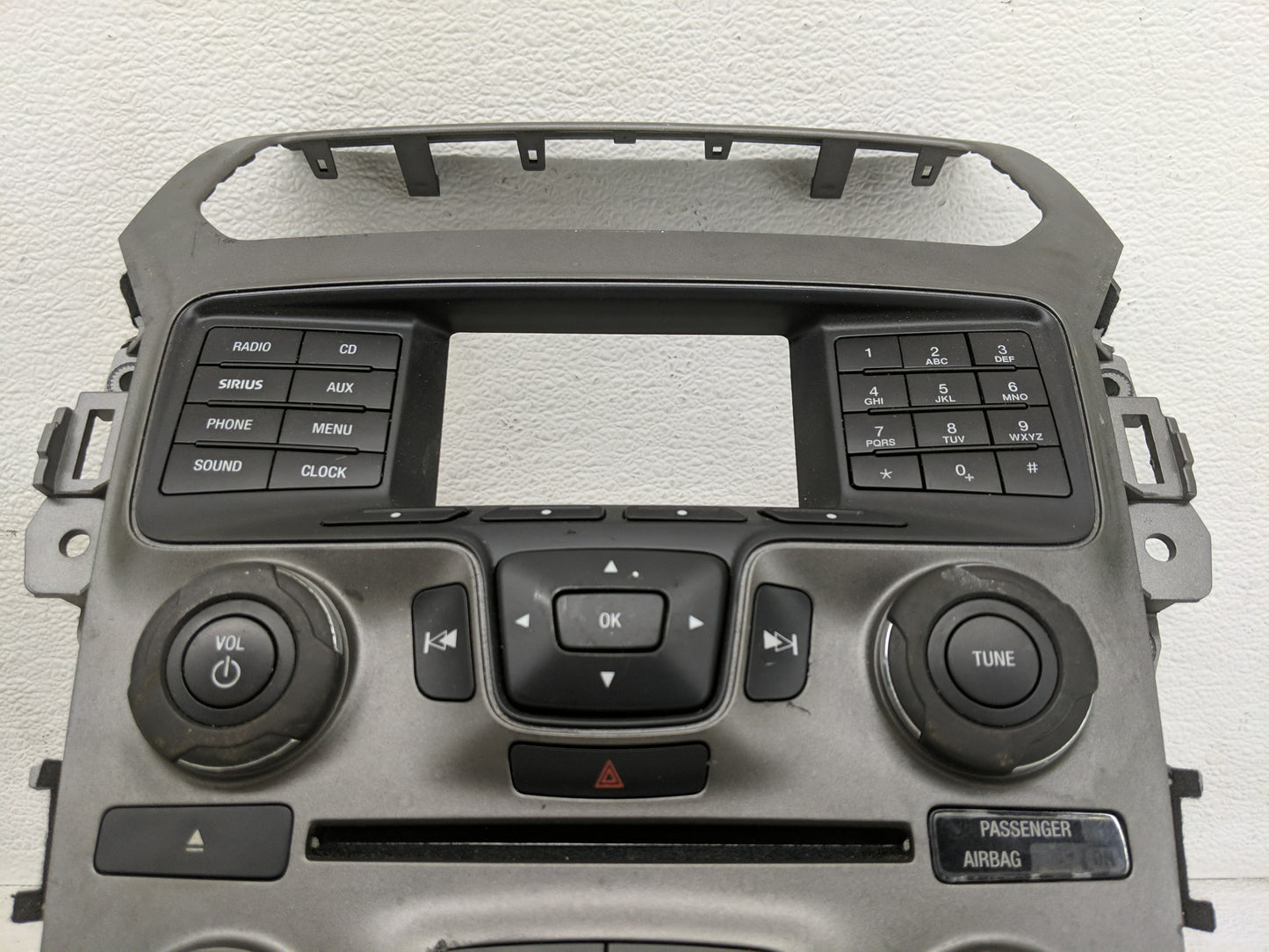 2013-2013 Ford Explorer Radio Control Panel - Oemusedautoparts1.com