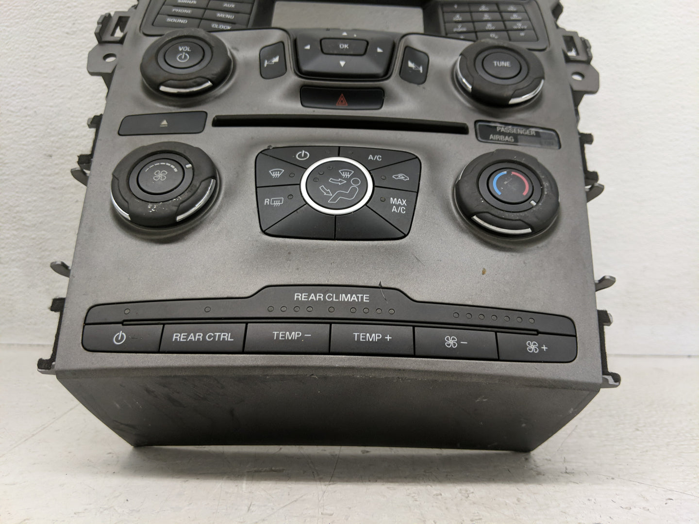 2013-2013 Ford Explorer Radio Control Panel - Oemusedautoparts1.com
