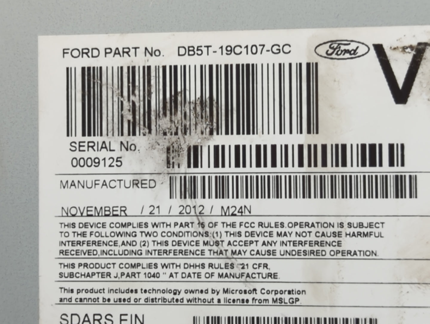 2013 Ford Explorer Radio AM FM Cd Player Receiver Replacement P/N:DB5T-19C107-GC Fits OEM Used Auto Parts - Oemusedautoparts