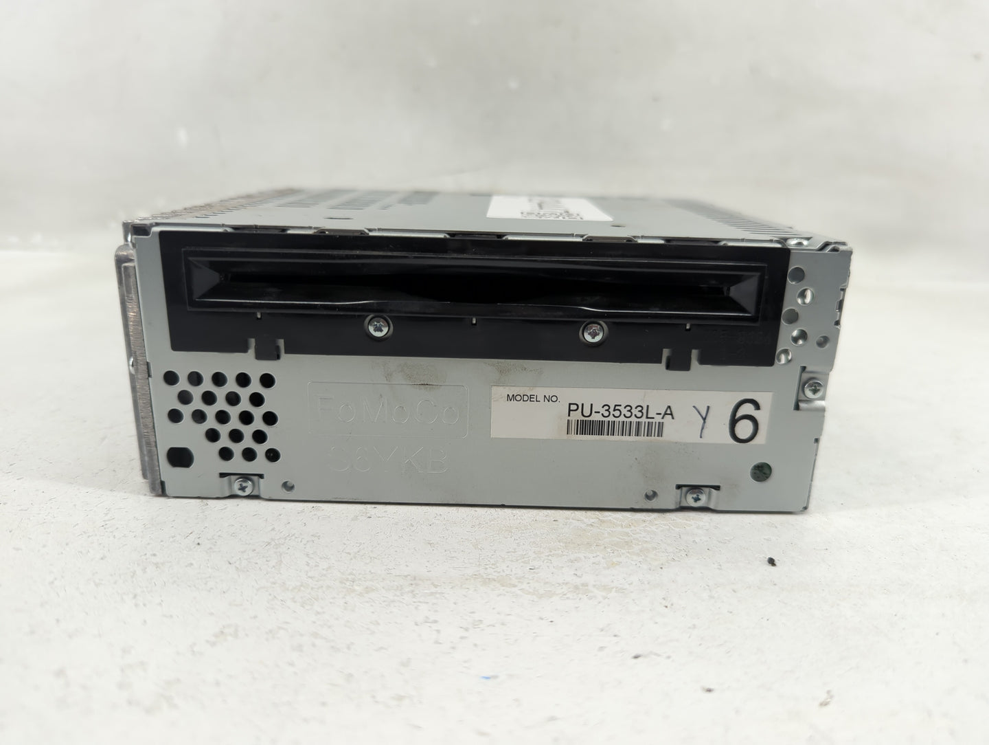 2013 Ford Explorer Radio AM FM Cd Player Receiver Replacement P/N:DB5T-19C107-CC DB5T-19C107-GD Fits OEM Used Auto Parts - O