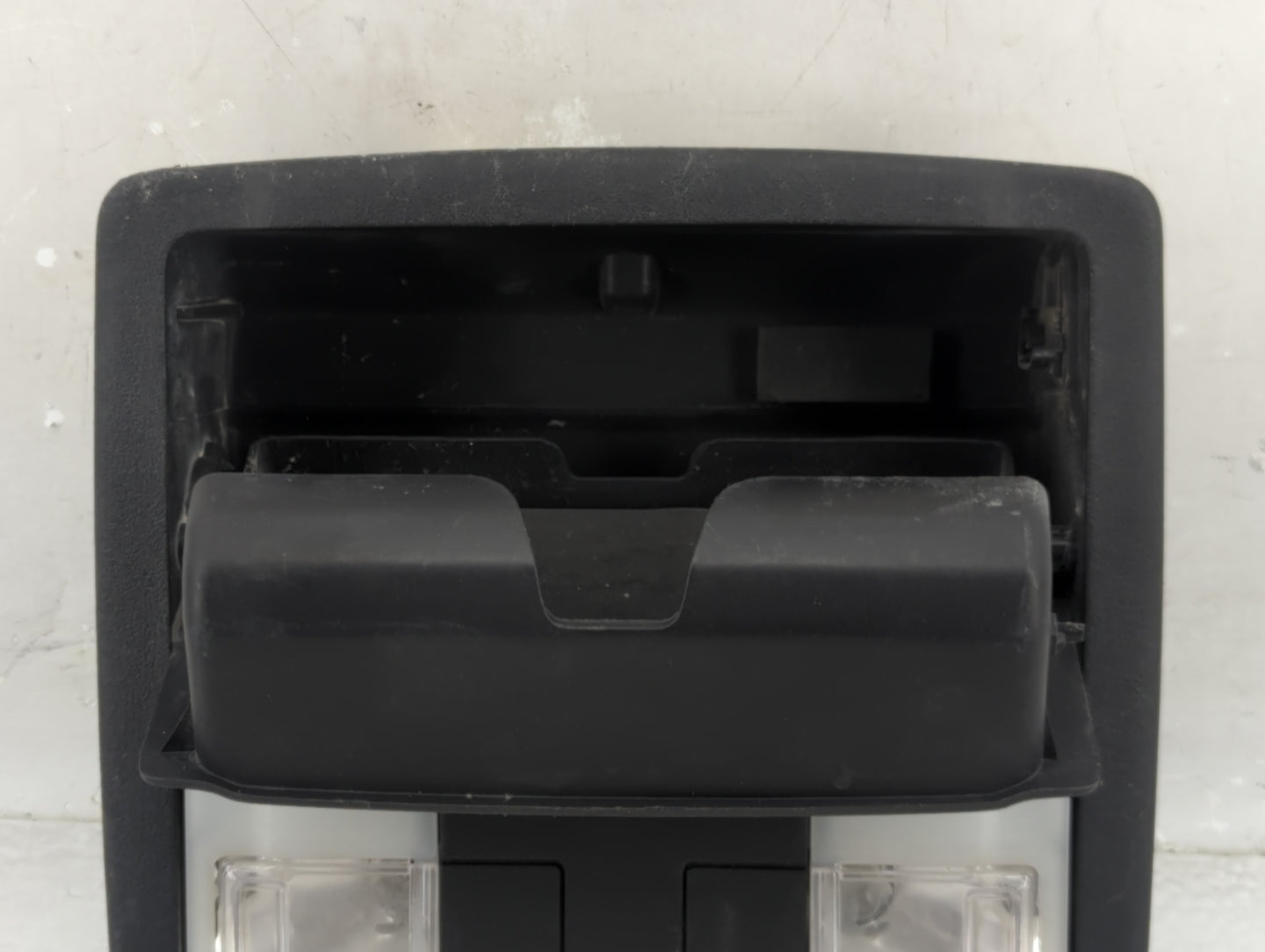 2013 Ford Explorer Overhead Roof Console - Oemusedautoparts1.com