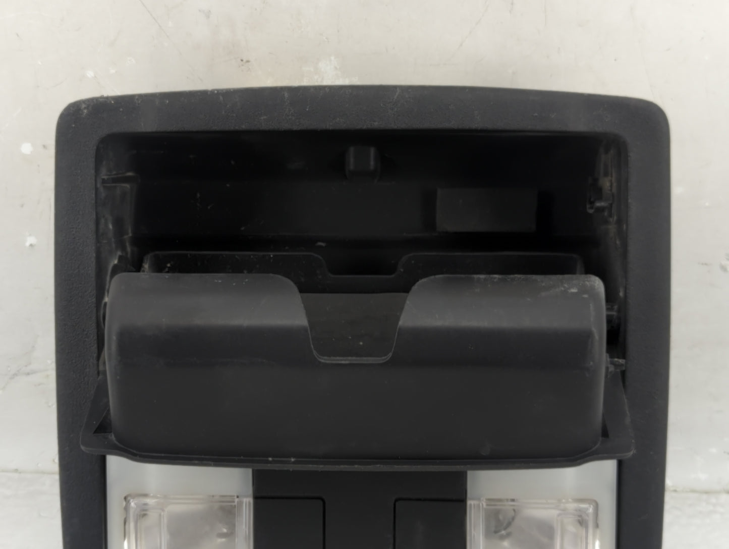2013 Ford Explorer Overhead Roof Console - Oemusedautoparts1.com