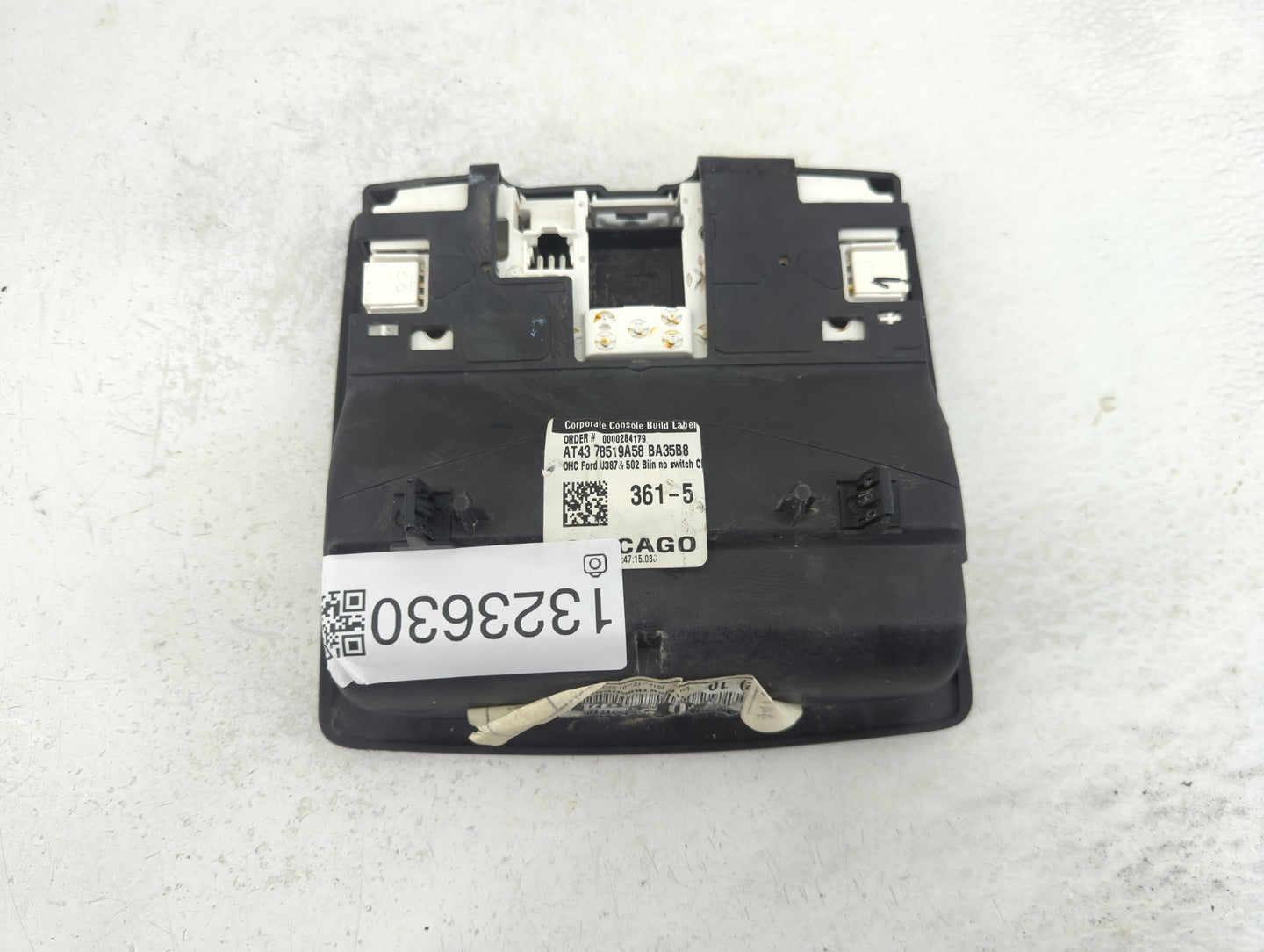 2013 Ford Explorer Overhead Roof Console - Oemusedautoparts1.com