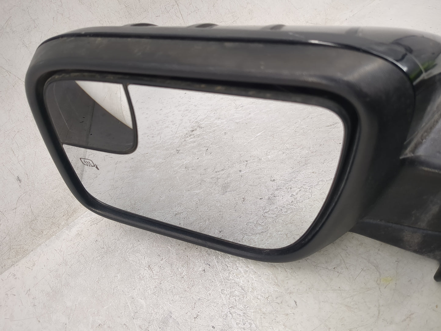 2011-2015 Ford Explorer Driver Side View Mirror - Left Door Mirror OEM Used - Oemusedautoparts1.com