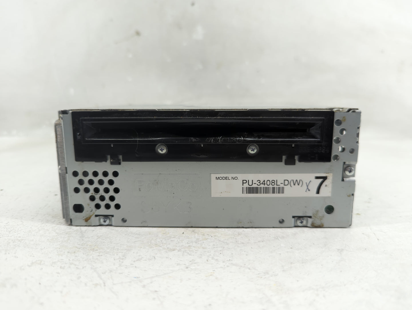 2013 Ford Explorer Radio AM FM Cd Player Receiver Replacement P/N:DB5T-19C107-DD Fits OEM Used Auto Parts - Oemusedautoparts