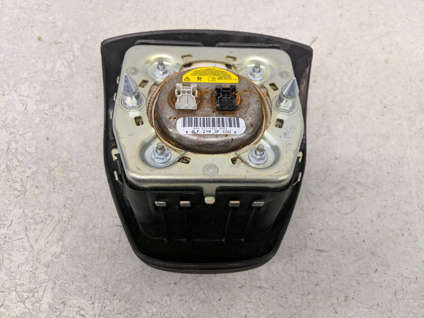 2013-2015 Ford Explorer Air Bag Driver Left Steering Wheel Mounted Fits Fits 2013 2014 2015 OEM Used Auto Parts - Oemusedaut