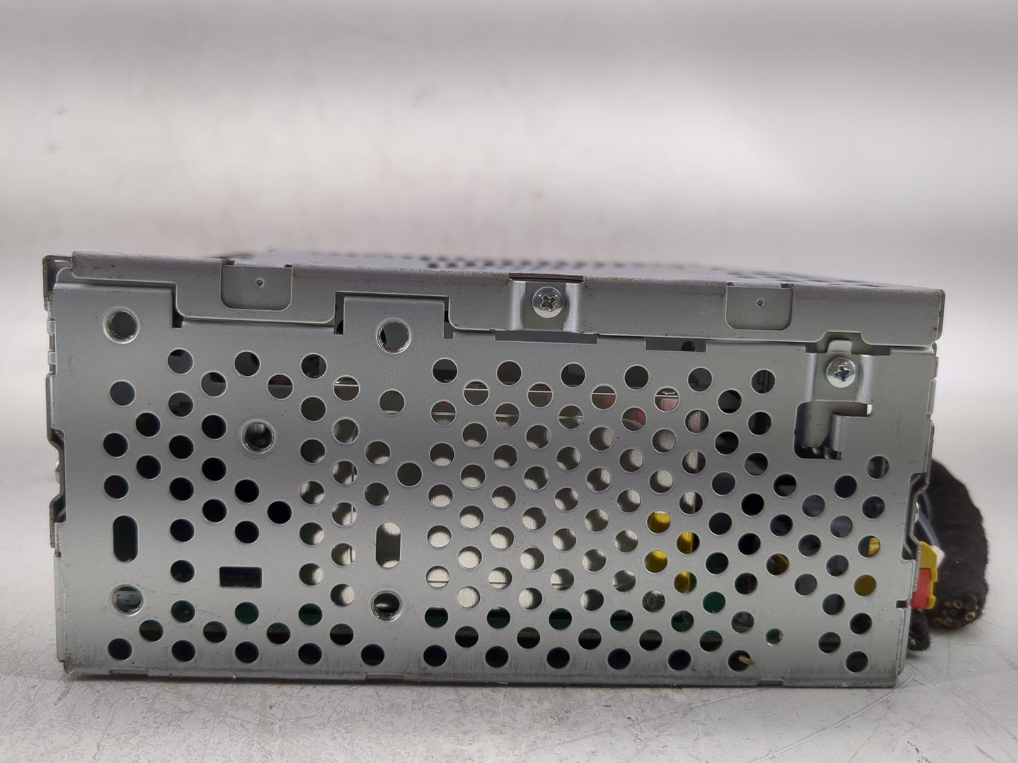 2013 Ford Explorer Radio AM FM Cd Player Receiver Replacement P/N:DB5T-19C107-BC Fits OEM Used Auto Parts - Oemusedautoparts