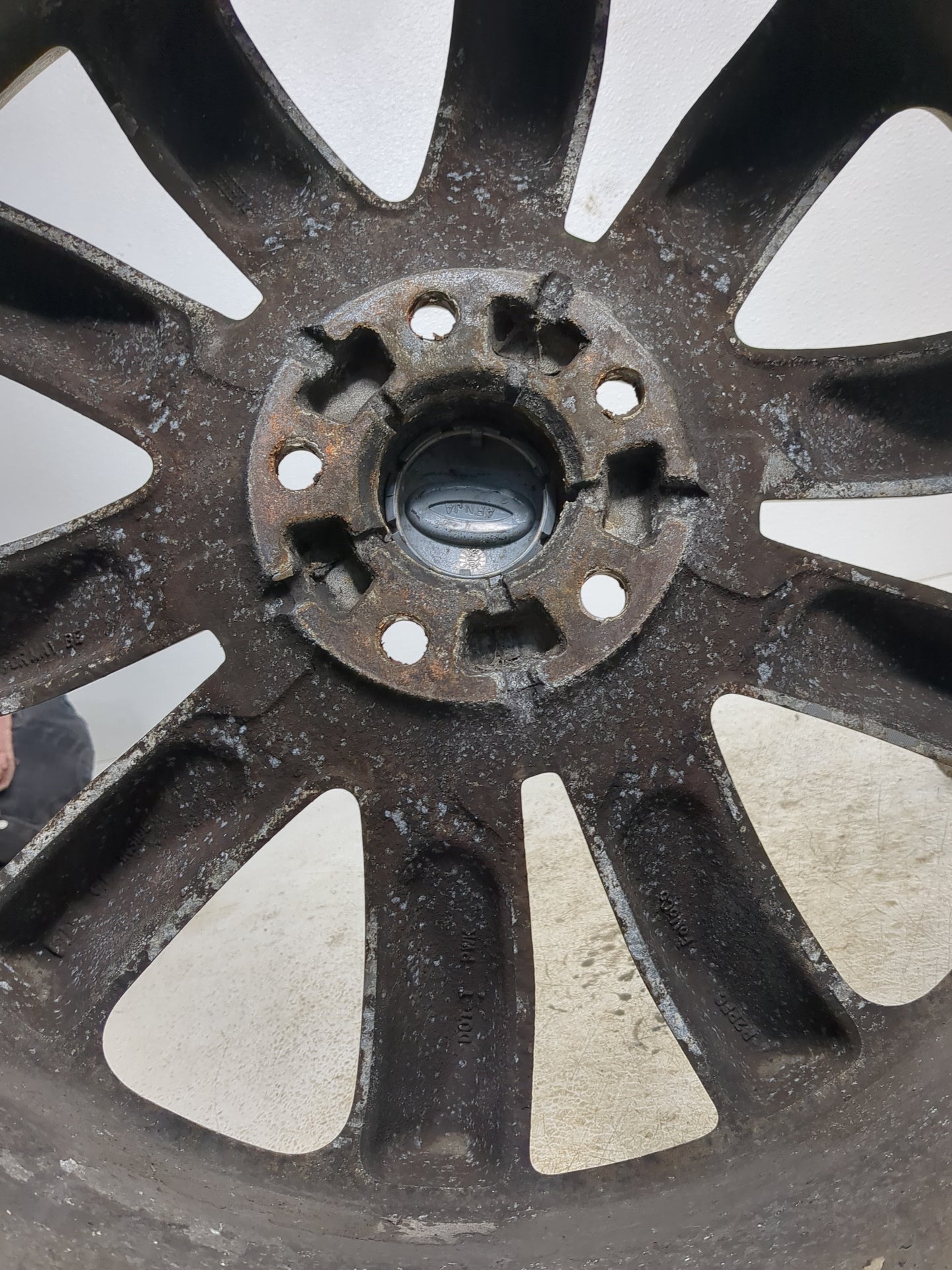 2011-2015 Ford Explorer Oem Wheel Rim - Oemusedautoparts1.com