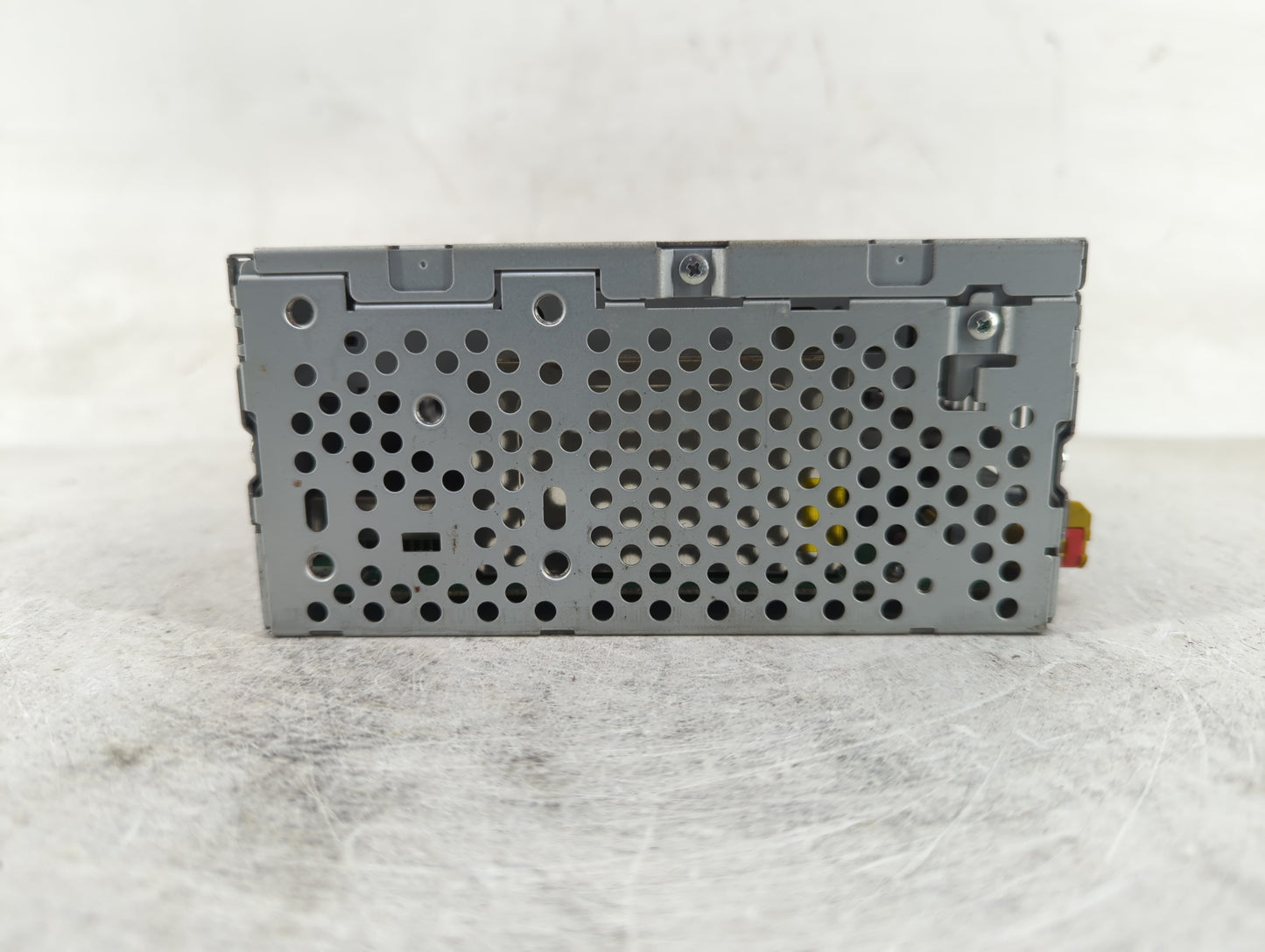 2013 Ford Explorer Radio AM FM Cd Player Receiver Replacement P/N:DB5T-19C107-CB Fits OEM Used Auto Parts - Oemusedautoparts