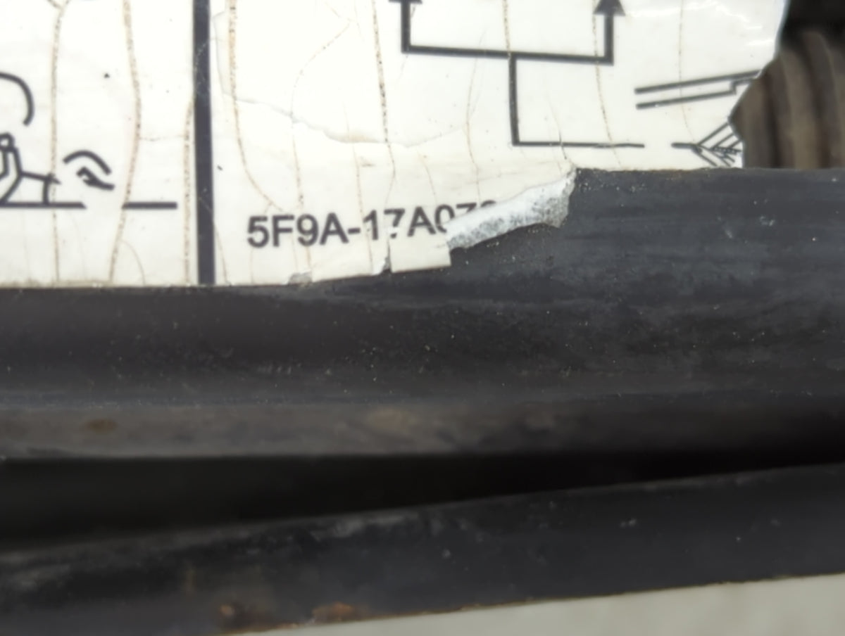 2013 Ford Explorer Spare Scissor Car Jack 1390153 - Oemusedautoparts1.com