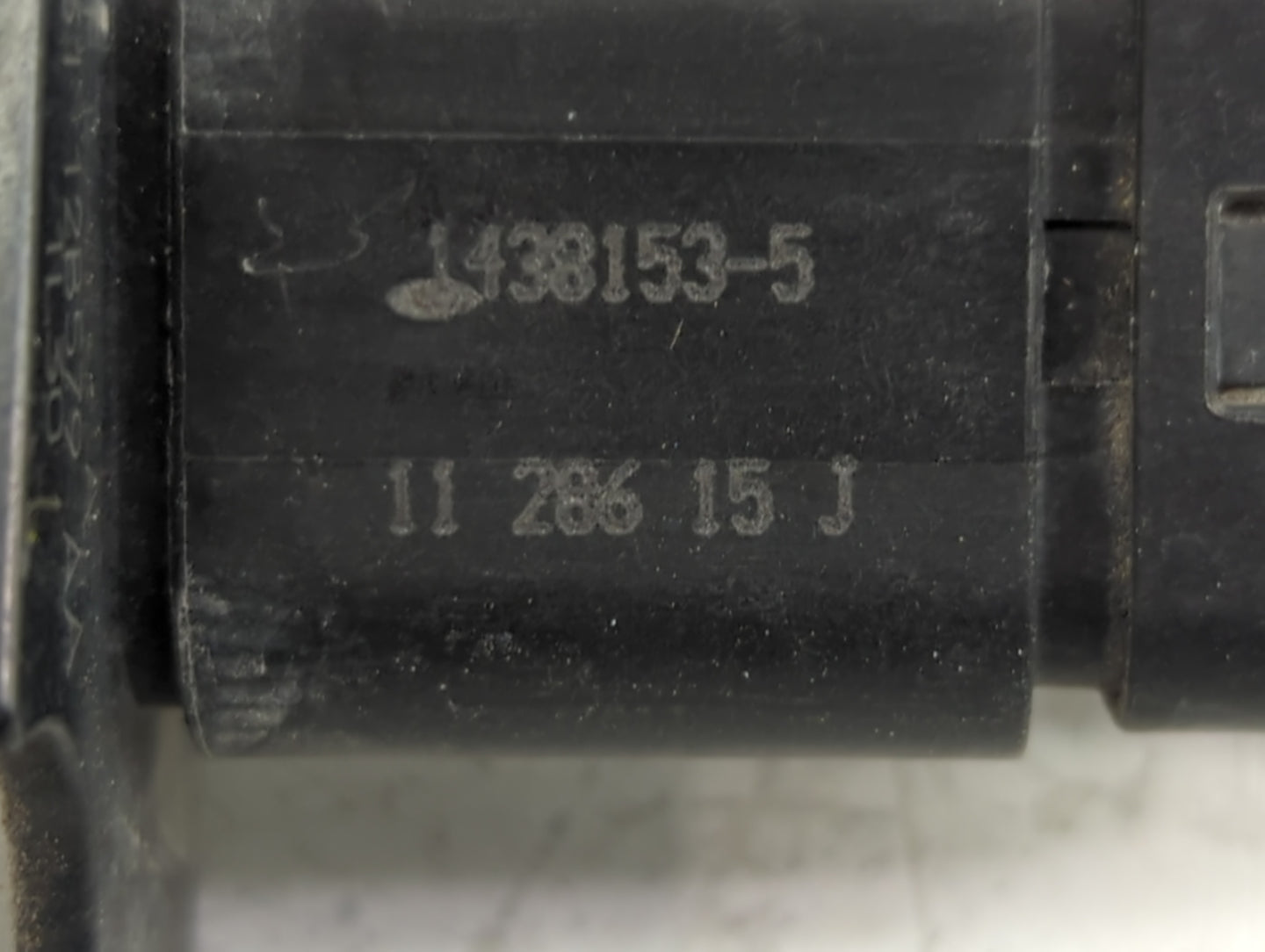 2013-2015 Ford Explorer Mass Air Flow Meter Maf - Oemusedautoparts1.com