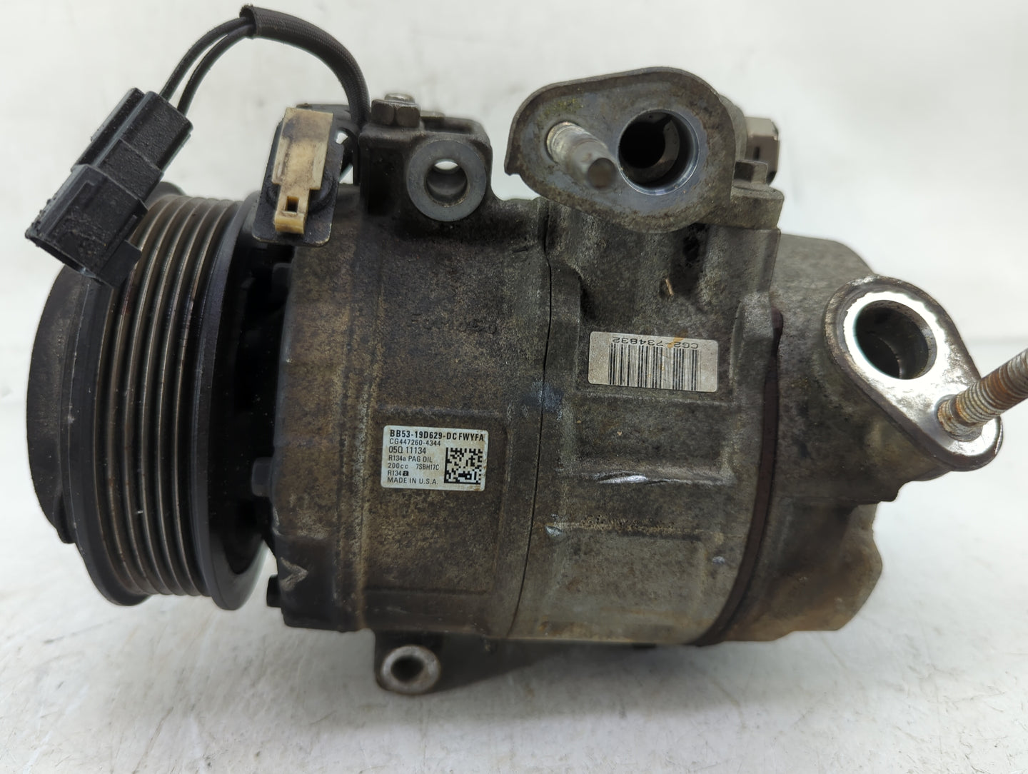2011-2015 Ford Explorer Air Conditioning A/c Ac Compressor Oem - Oemusedautoparts1.com