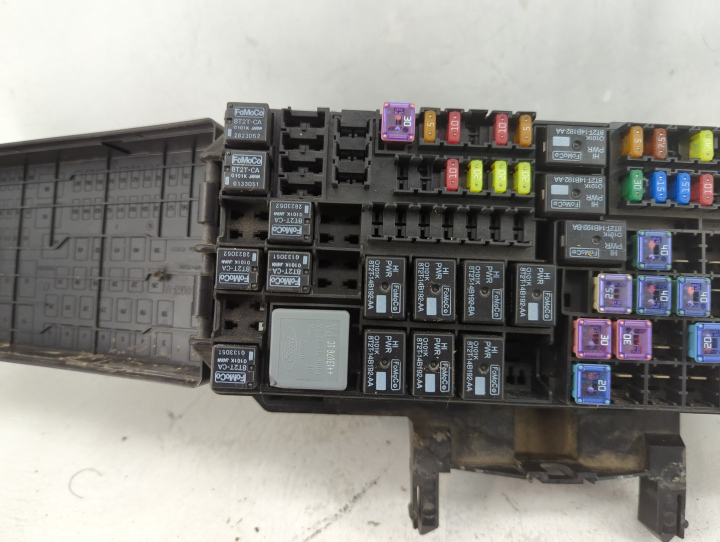 2013 Ford Explorer Fusebox Fuse Box Panel Relay Module P/N:BT4T-14A003-AA Fits OEM Used Auto Parts - Oemusedautoparts1.com