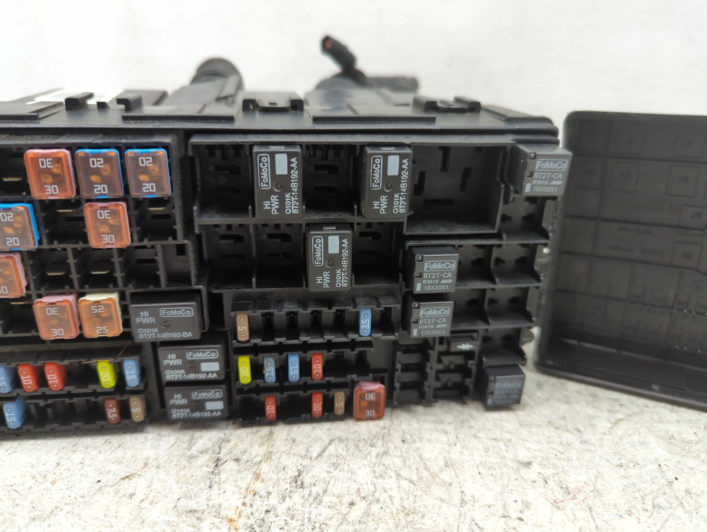 2013 Ford Explorer Fusebox Fuse Box Panel Relay Module P/N:BT4T-14A003-AA Fits OEM Used Auto Parts - Oemusedautoparts1.com