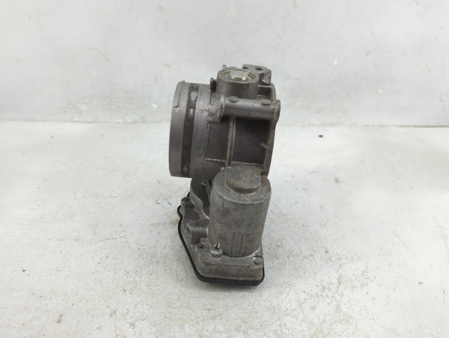 2011-2019 Ford Explorer Throttle Body P/N:AT4E-EF Fits Fits 2011 2012 2013 2014 2015 2016 2017 2018 2019 OEM Used Auto Parts