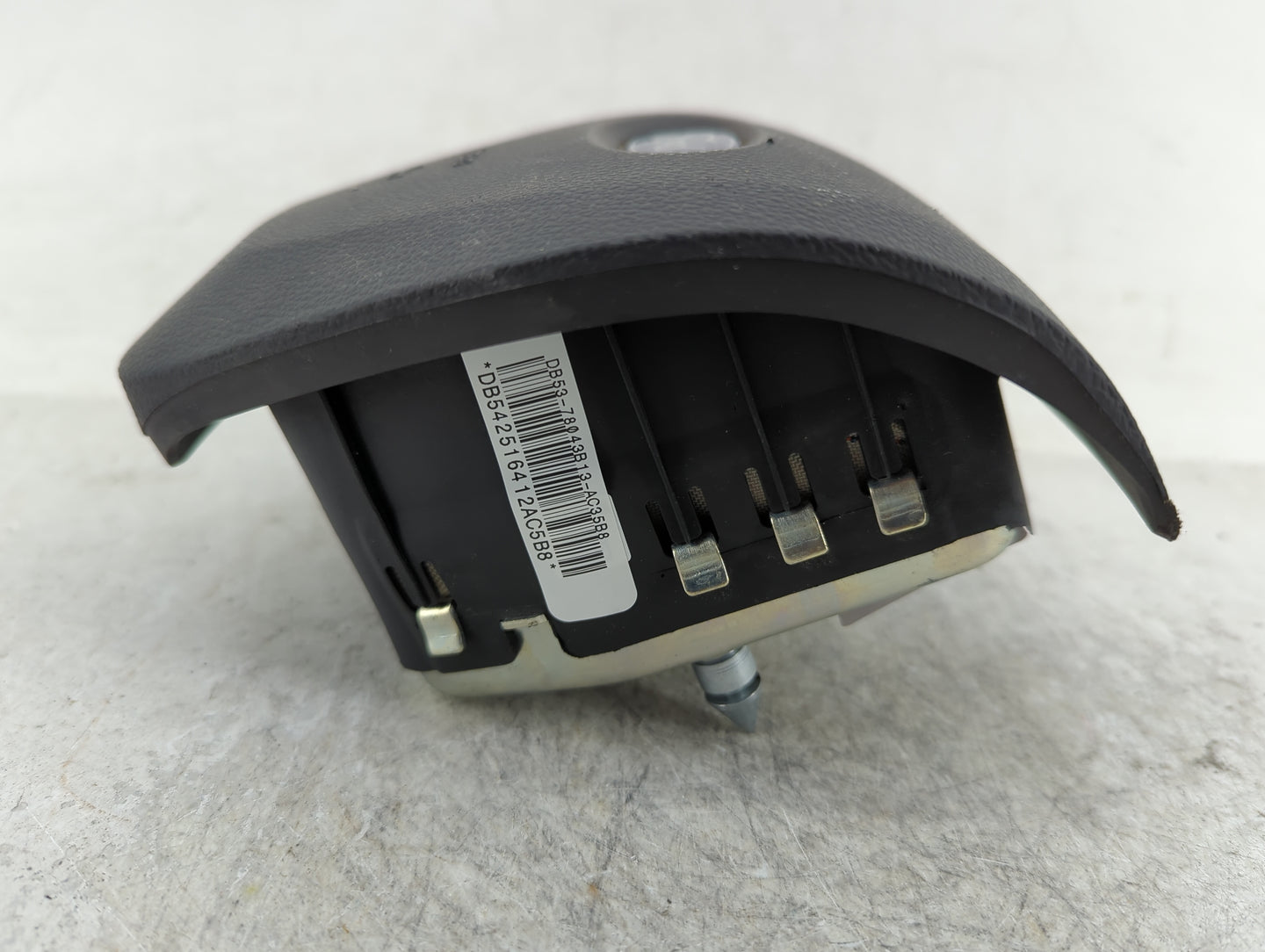 2013-2015 Ford Explorer Air Bag Driver Left Steering Wheel Mounted P/N:DB53-78043B13-AC Fits Fits 2013 2014 2015 OEM Used Au
