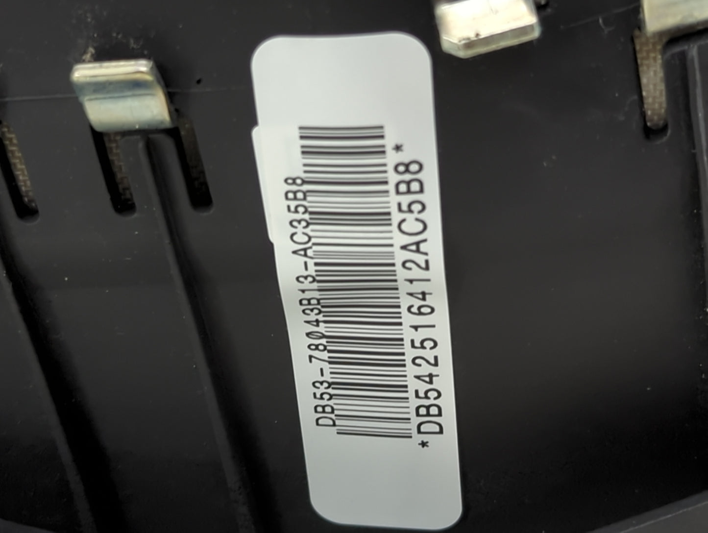 2013-2015 Ford Explorer Air Bag Driver Left Steering Wheel Mounted P/N:DB53-78043B13-AC Fits Fits 2013 2014 2015 OEM Used Au