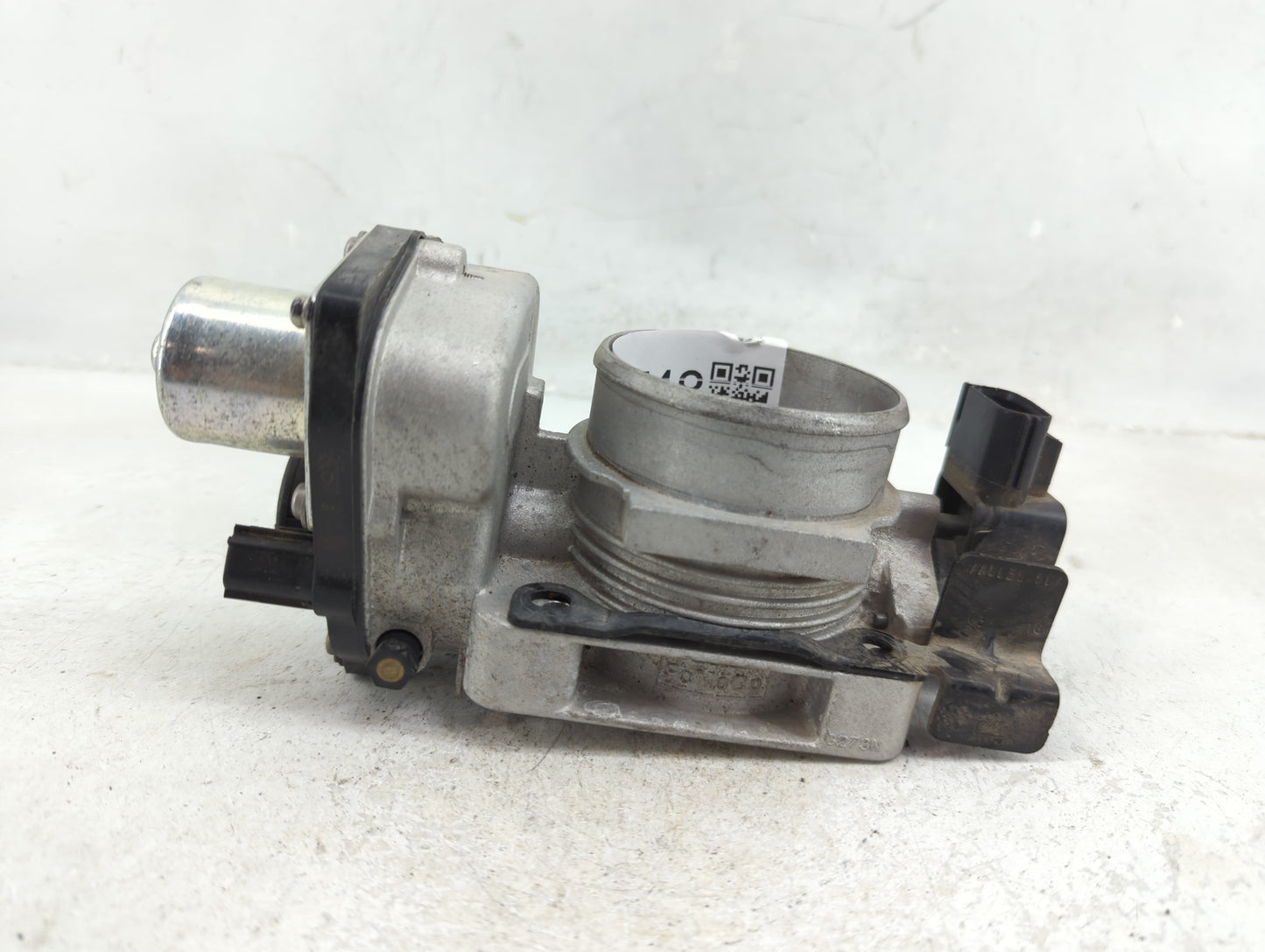 2013-2019 Ford Explorer Throttle Body P/N:AA5E-9F991-BB Fits Fits 2010 2011 2012 2013 2014 2015 2016 2017 2018 2019 OEM Used