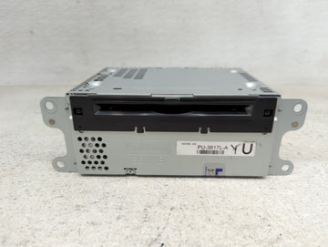 2013 Ford Explorer Radio AM FM Cd Player Receiver Replacement P/N:DB5T-19C107-FC Fits OEM Used Auto Parts - Oemusedautoparts