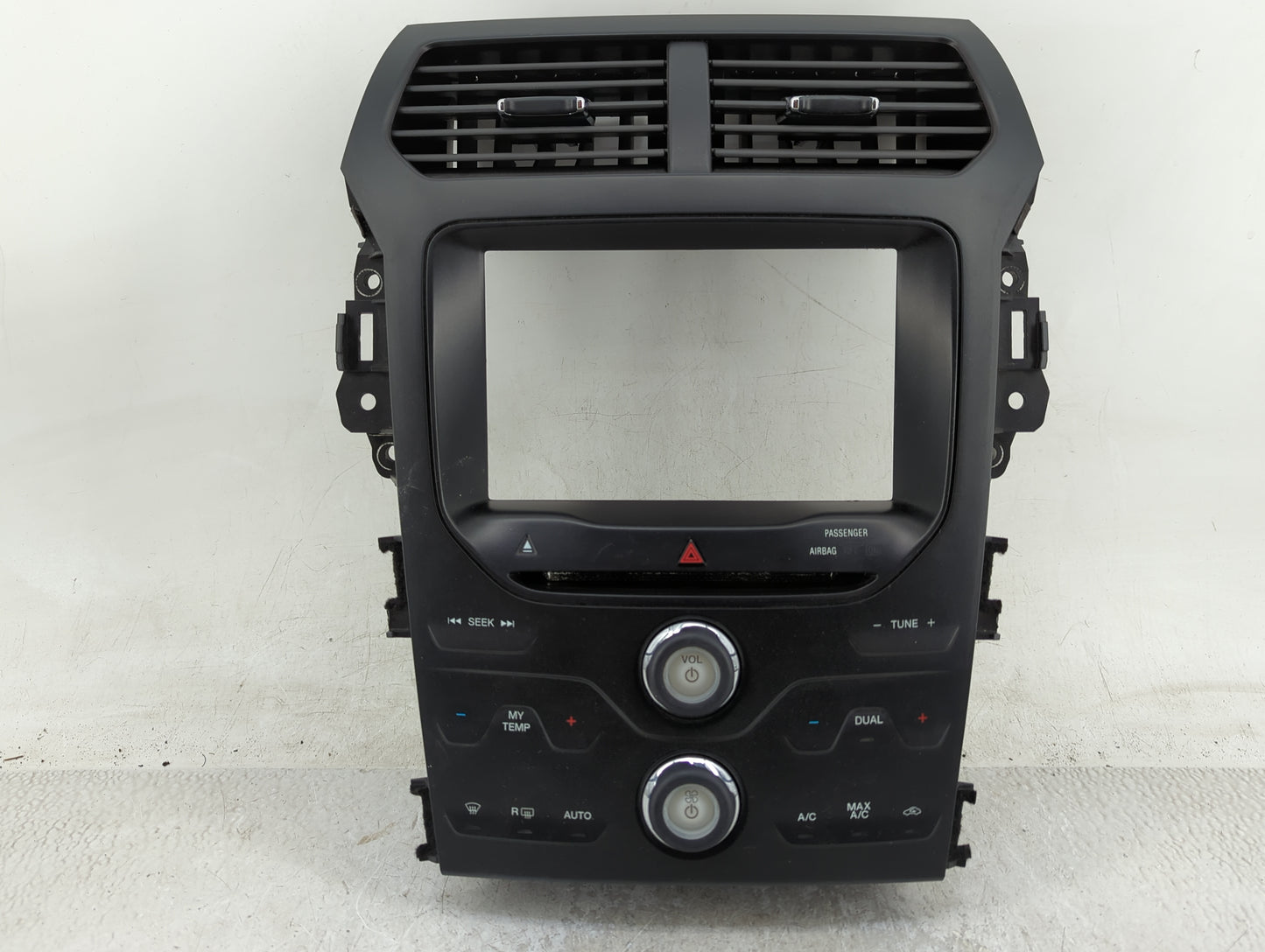 2013 Ford Explorer Radio AM FM Cd Player Receiver Replacement P/N:BB5T-18A802-B Fits OEM Used Auto Parts - Oemusedautoparts1