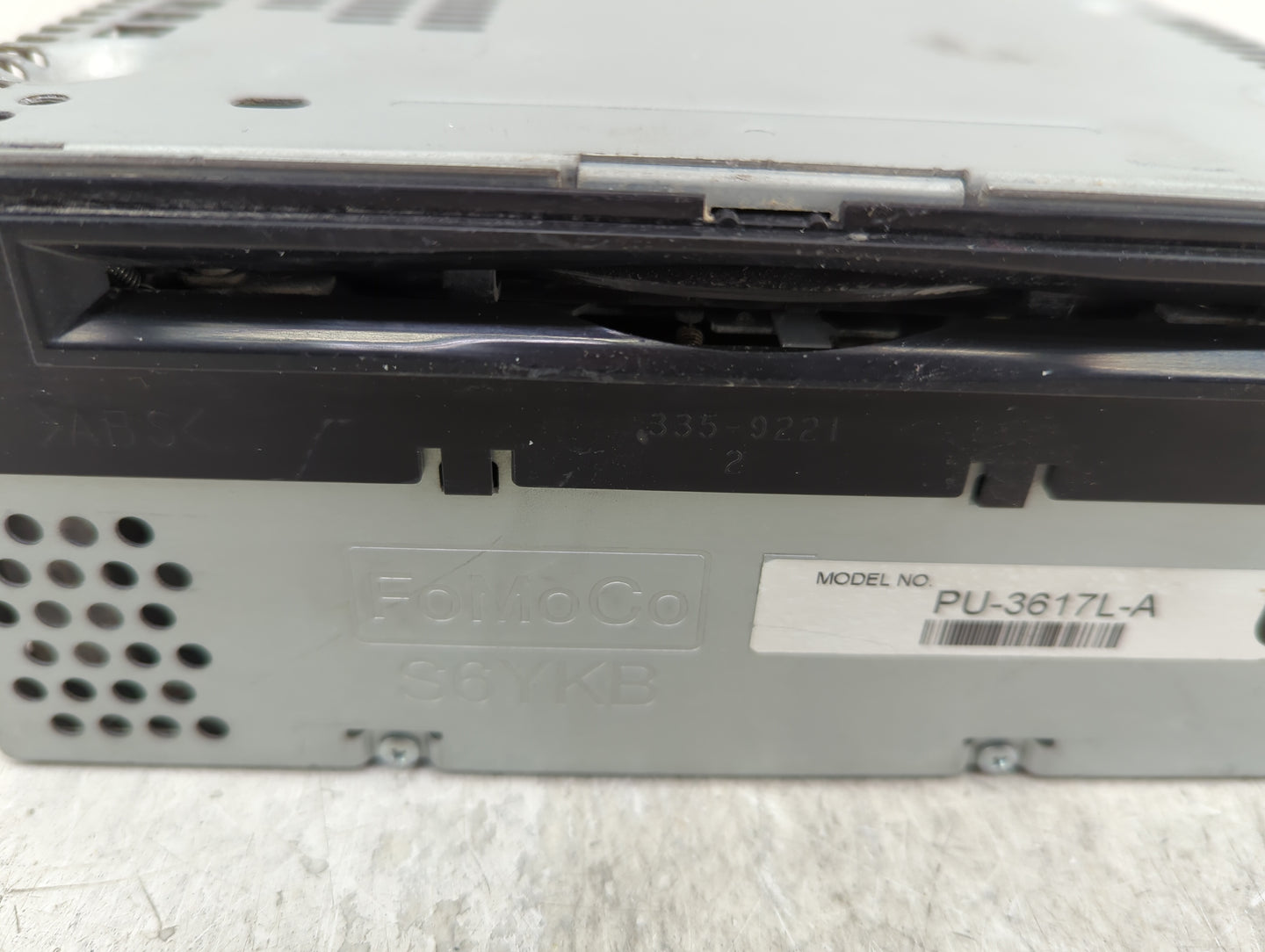 2013 Ford Explorer Radio AM FM Cd Player Receiver Replacement P/N:PU-3617L-A Fits OEM Used Auto Parts - Oemusedautoparts1.co