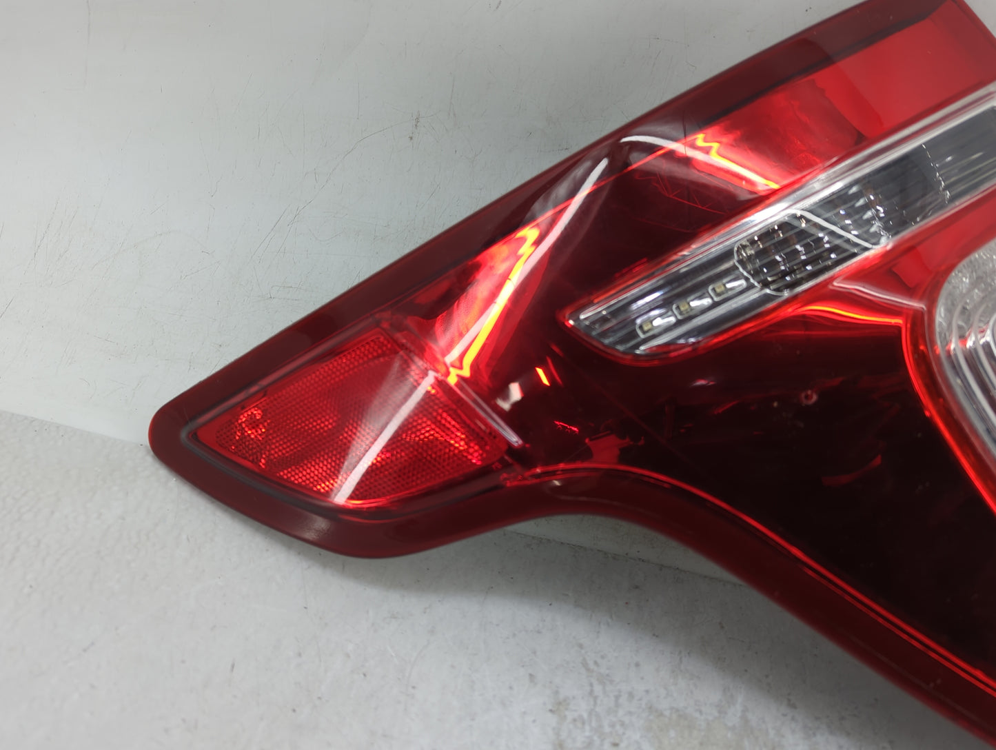2011-2015 Ford Explorer Tail Light Assembly Driver Left OEM Fits Fits 2011 2012 2013 2014 2015 OEM Used Auto Parts - Oemused