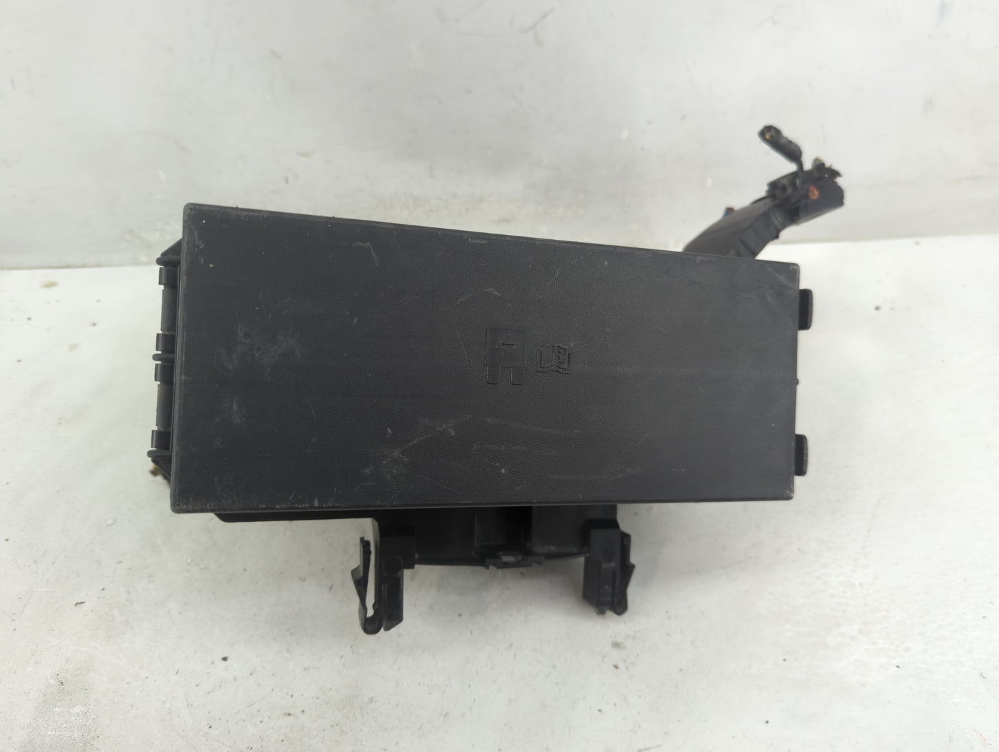 2013 Ford Explorer Fusebox Fuse Box Panel Relay Module P/N:BT4T-14A003-AA Fits OEM Used Auto Parts - Oemusedautoparts1.com