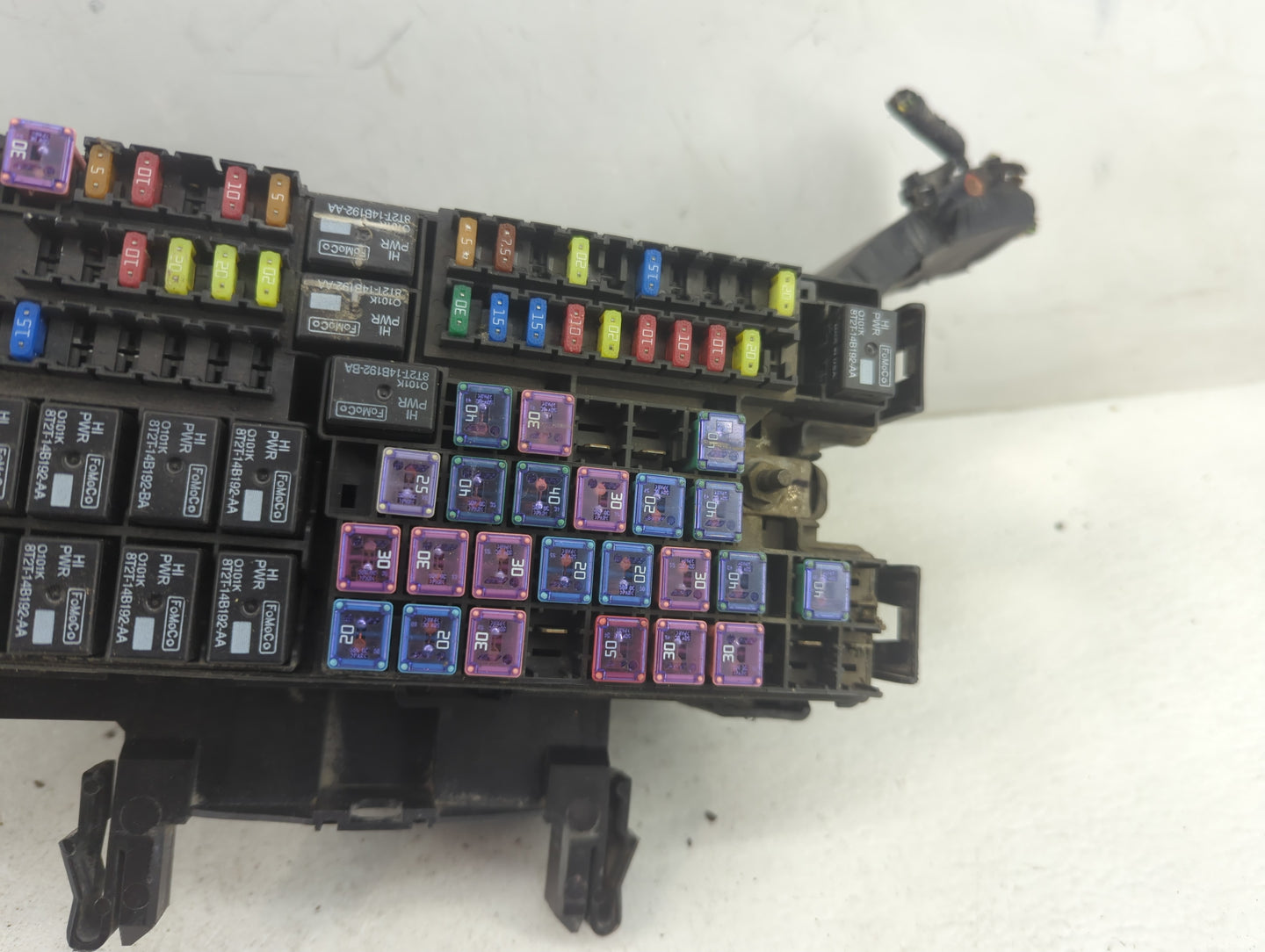 2013 Ford Explorer Fusebox Fuse Box Panel Relay Module P/N:BT4T-14A003-AA Fits OEM Used Auto Parts - Oemusedautoparts1.com