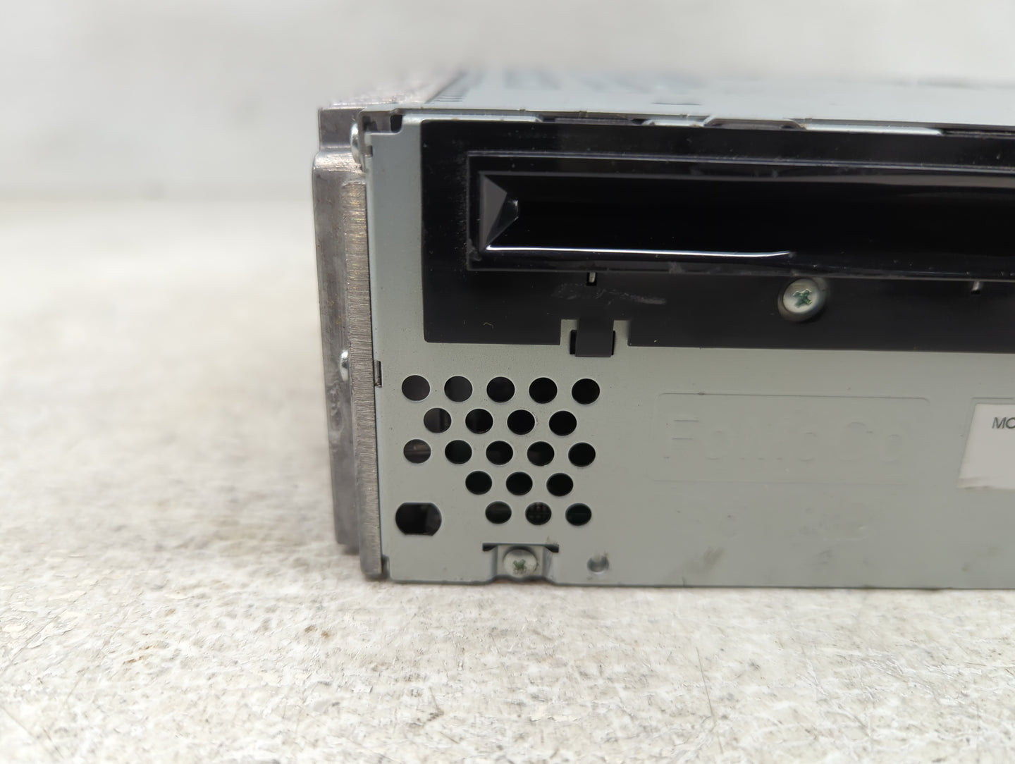2013 Ford Explorer Radio AM FM Cd Player Receiver Replacement P/N:DB5T-19C107-CC Fits OEM Used Auto Parts - Oemusedautoparts
