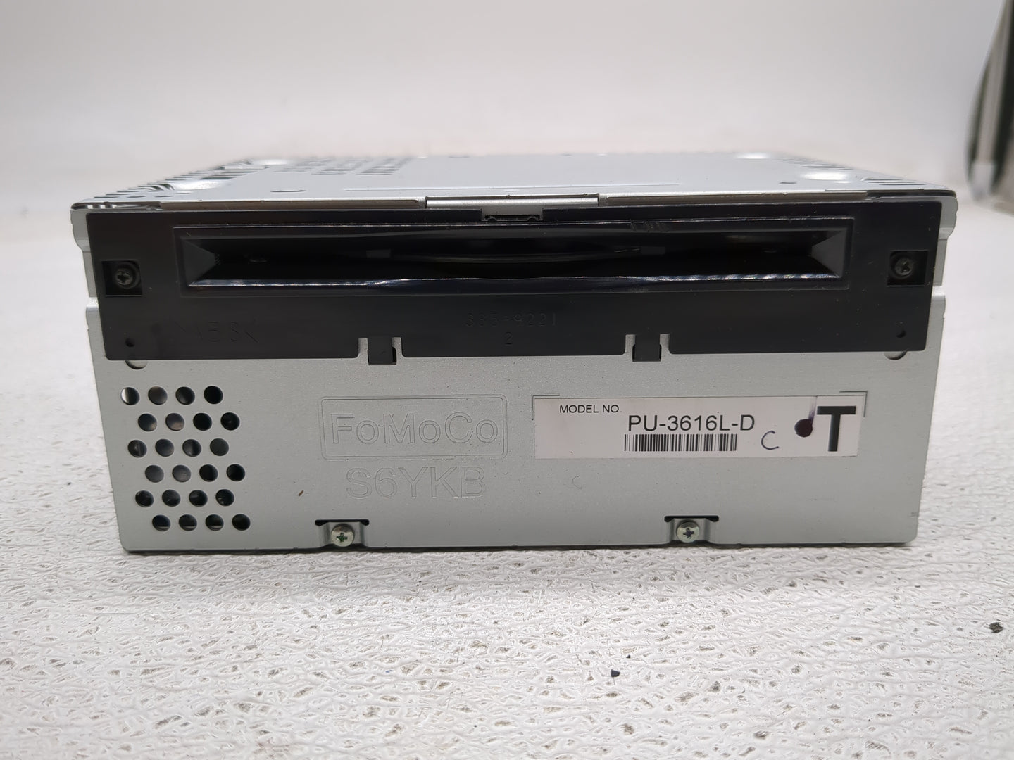 2013-2014 Ford Explorer Radio AM FM Cd Player Receiver Replacement P/N:DB5T19C107ED A12667137 Fits Fits 2013 2014 OEM Used A