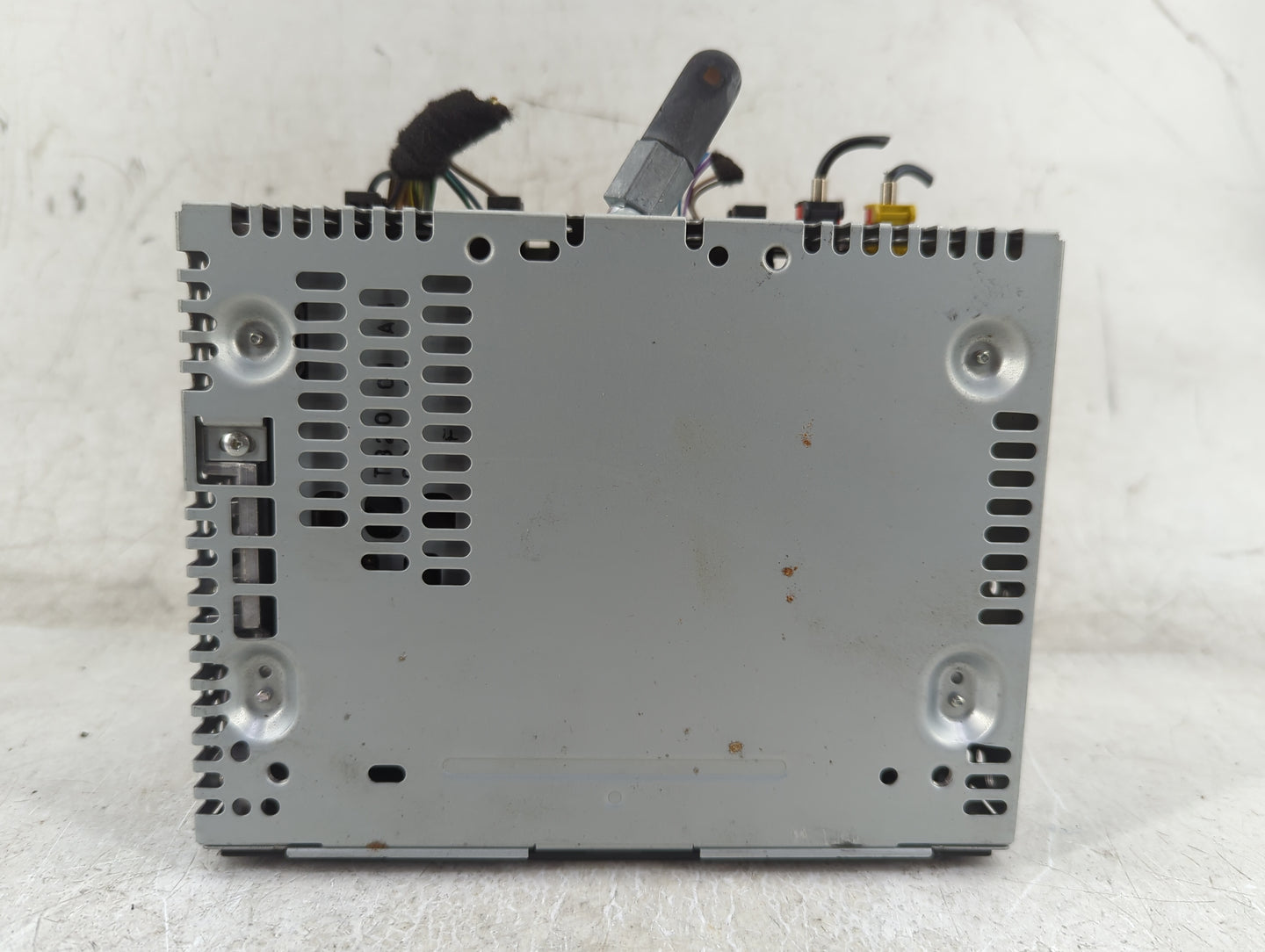2013 Ford Explorer Radio AM FM Cd Player Receiver Replacement P/N:DB5T-19C107-FC Fits OEM Used Auto Parts - Oemusedautoparts