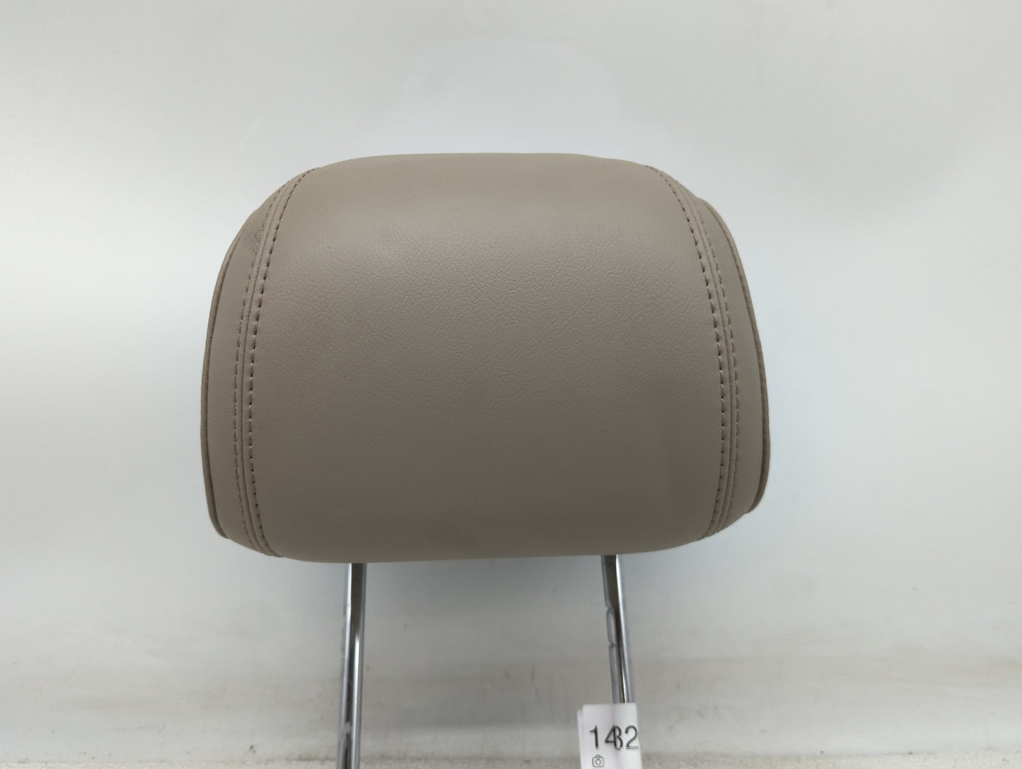 2013-2015 Ford Explorer Headrest Head Rest Front Driver Passenger Seat Fits Fits 2013 2014 2015 OEM Used Auto Parts - Oemuse