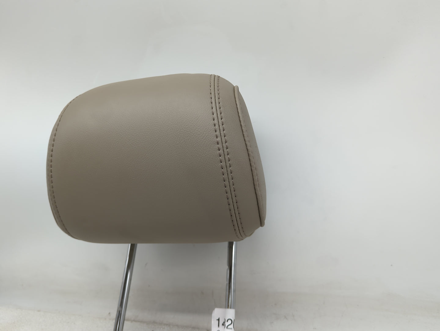 2013-2015 Ford Explorer Headrest Head Rest Front Driver Passenger Seat Fits Fits 2013 2014 2015 OEM Used Auto Parts - Oemuse