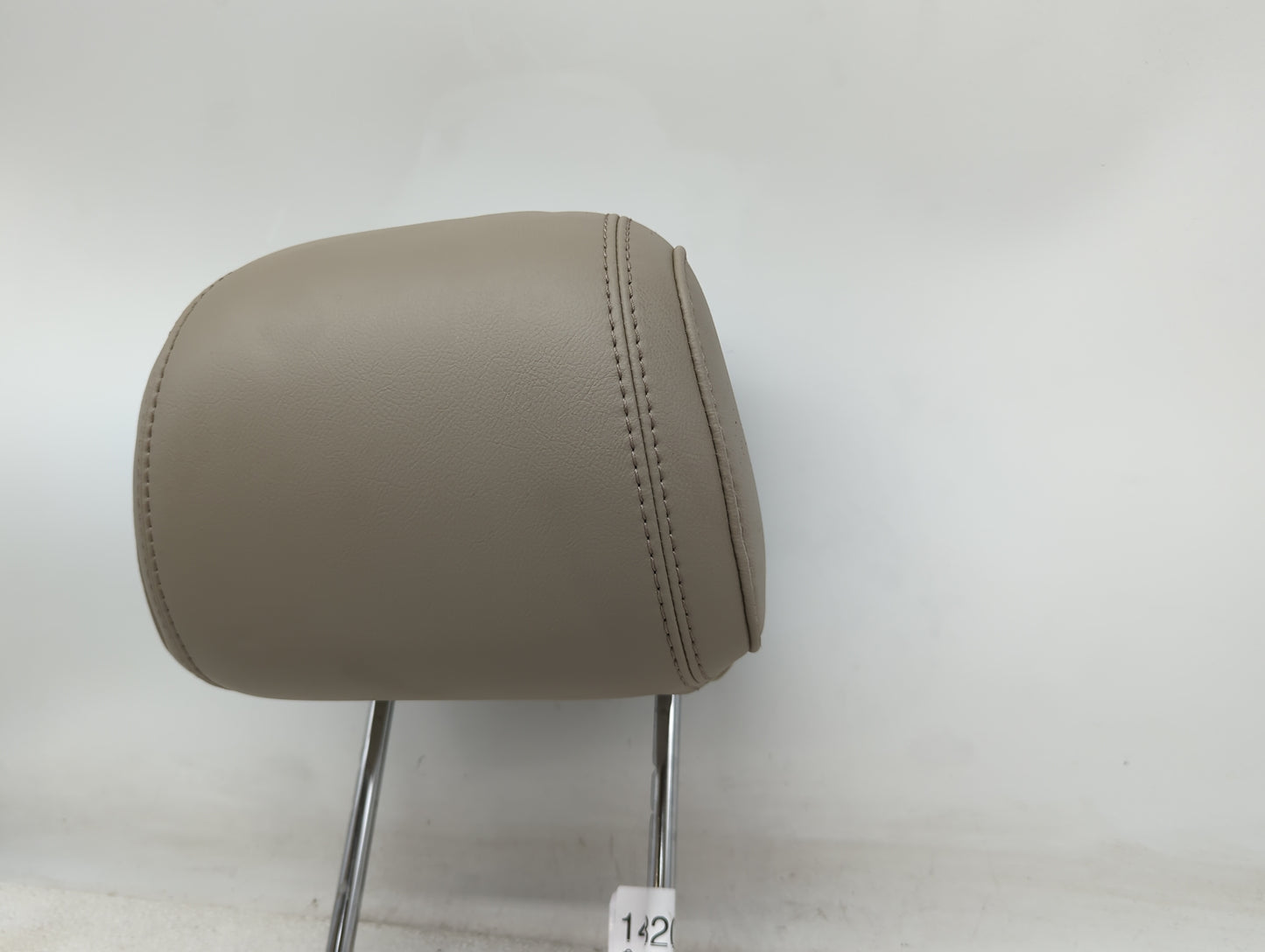 2013-2015 Ford Explorer Headrest Head Rest Front Driver Passenger Seat Fits Fits 2013 2014 2015 OEM Used Auto Parts - Oemuse