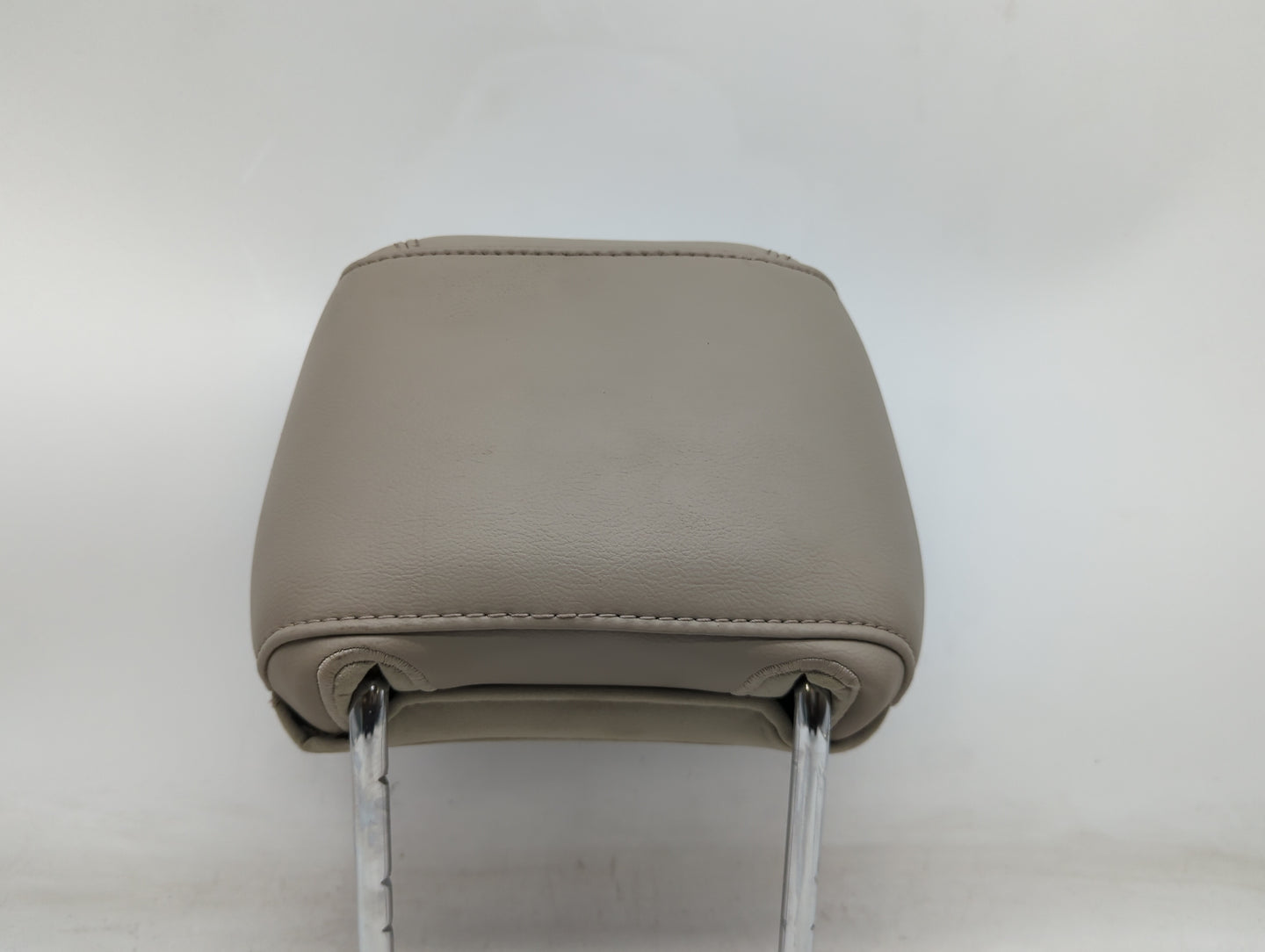 2013-2015 Ford Explorer Headrest Head Rest Front Driver Passenger Seat Fits Fits 2013 2014 2015 OEM Used Auto Parts - Oemuse