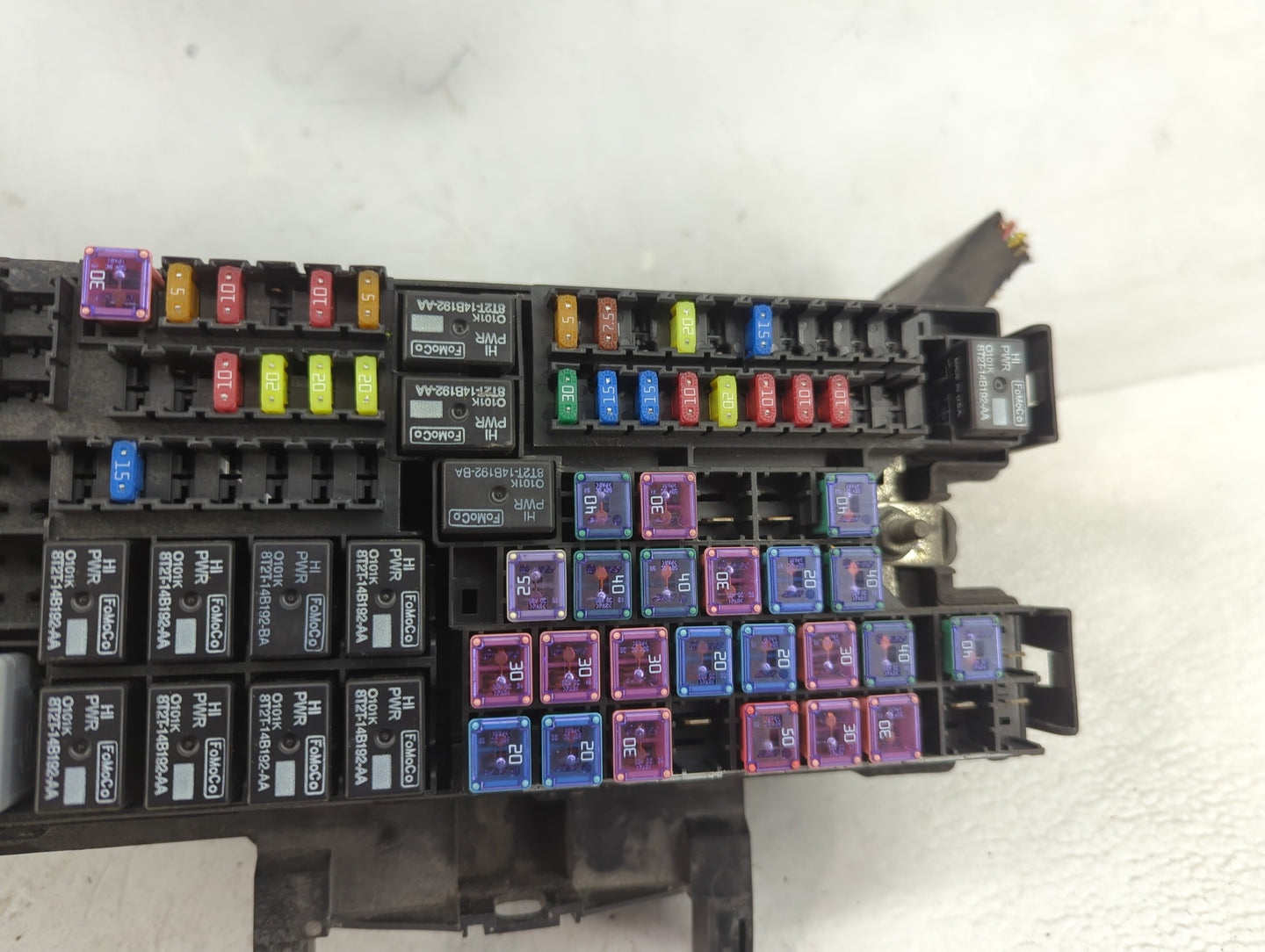 2013 Ford Explorer Fusebox Fuse Box Panel Relay Module P/N:BT4T-14A003-AA Fits OEM Used Auto Parts - Oemusedautoparts1.com