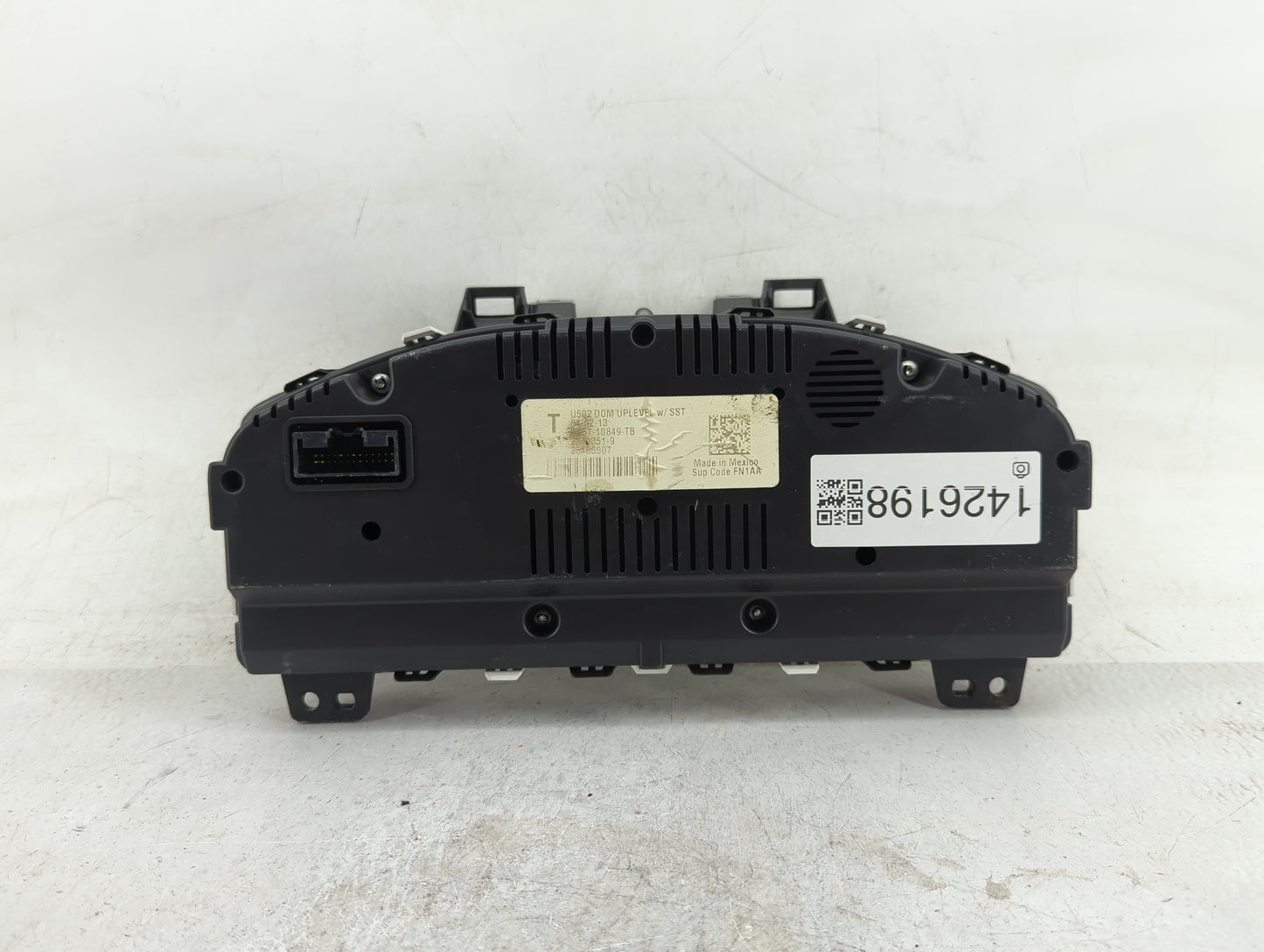 2012-2015 Ford Explorer Instrument Cluster Speedometer Gauges P/N:1837029 Fits Fits 2012 2013 2014 2015 OEM Used Auto Parts 