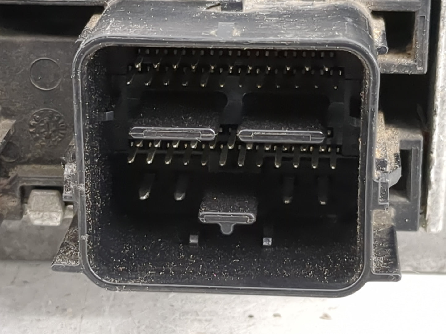 2013-2015 Ford Explorer PCM Engine Control Computer ECU ECM PCU OEM P/N:DB5A-12A650-UB DB5A-12B684-VA Fits OEM Used Auto Par