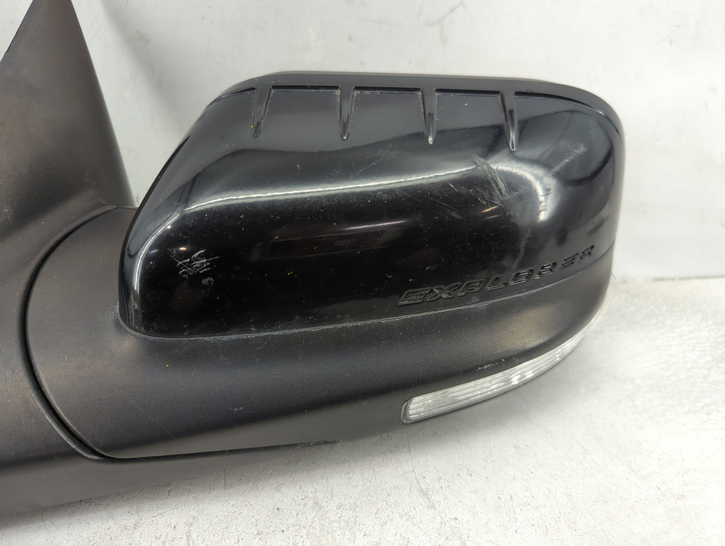 2011-2015 Ford Explorer Driver Side View Mirror - Left Door Mirror OEM Used - Oemusedautoparts1.com