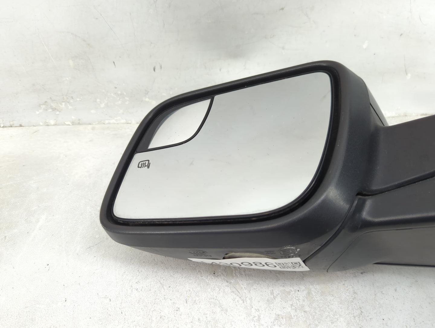 2011-2015 Ford Explorer Driver Side View Mirror - Left Door Mirror OEM Used - Oemusedautoparts1.com